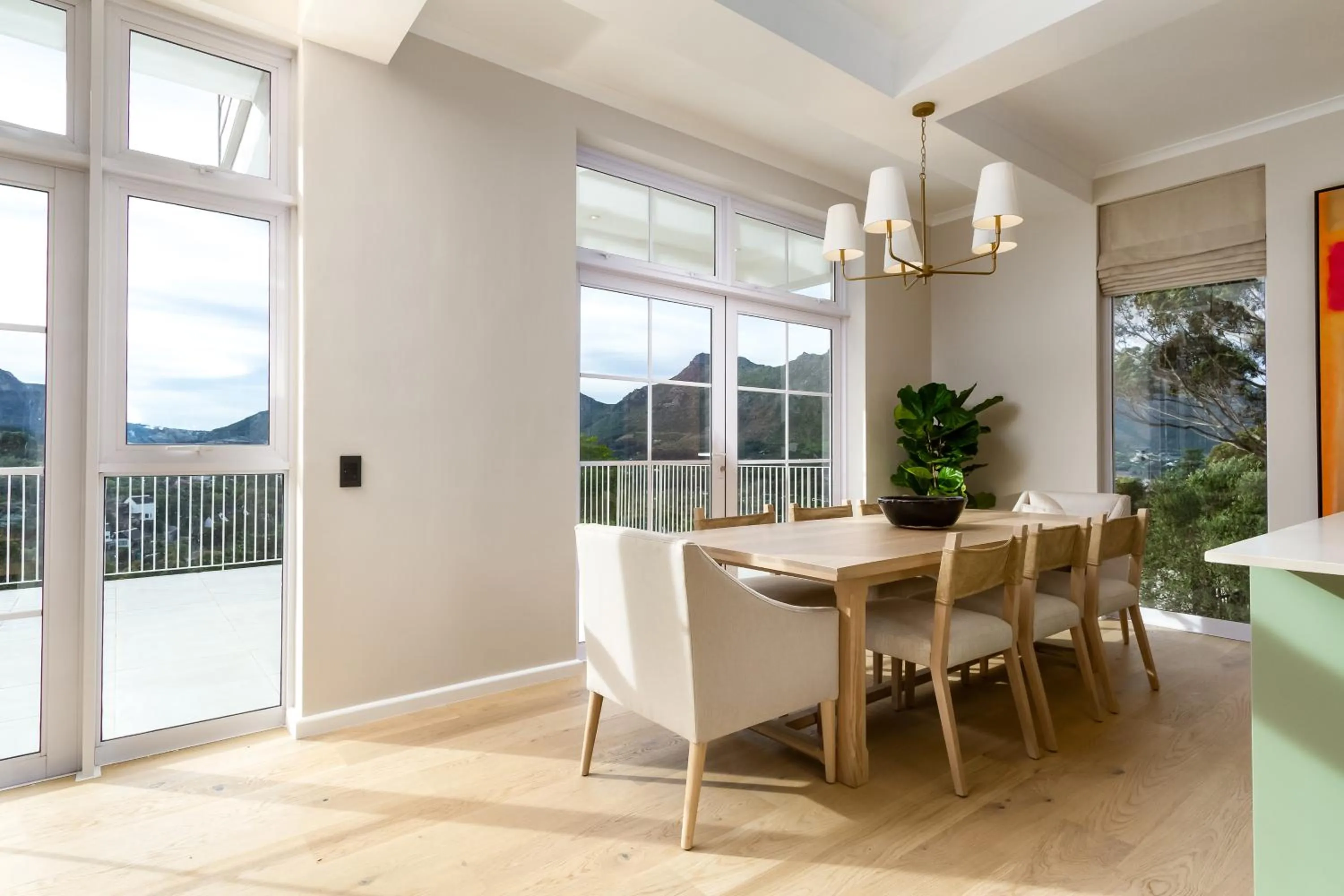 Dining area in Bay Haven Collection, Hout Bay