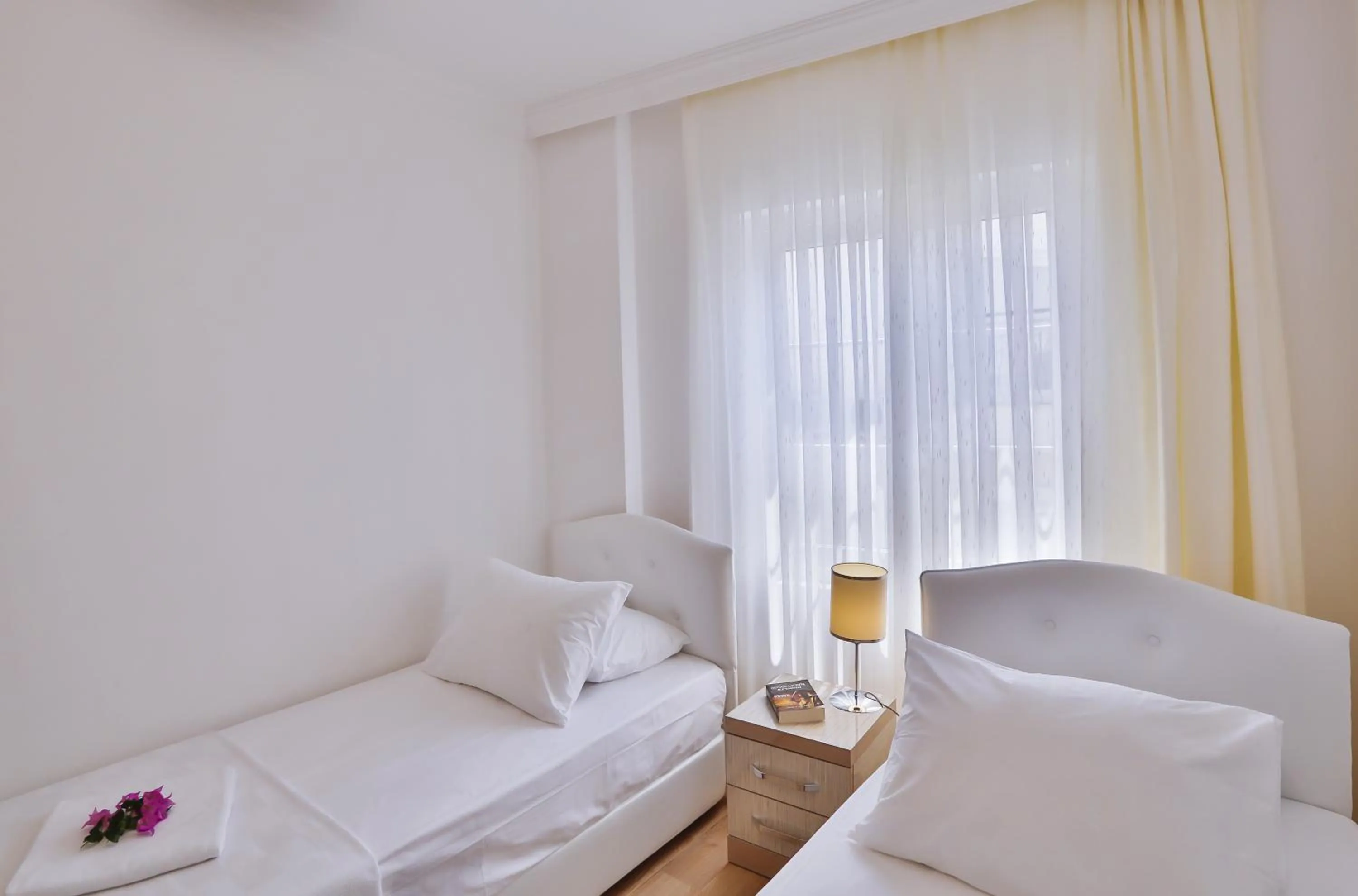 Decorative detail, Bed in Bossa Nova Apart Hotel