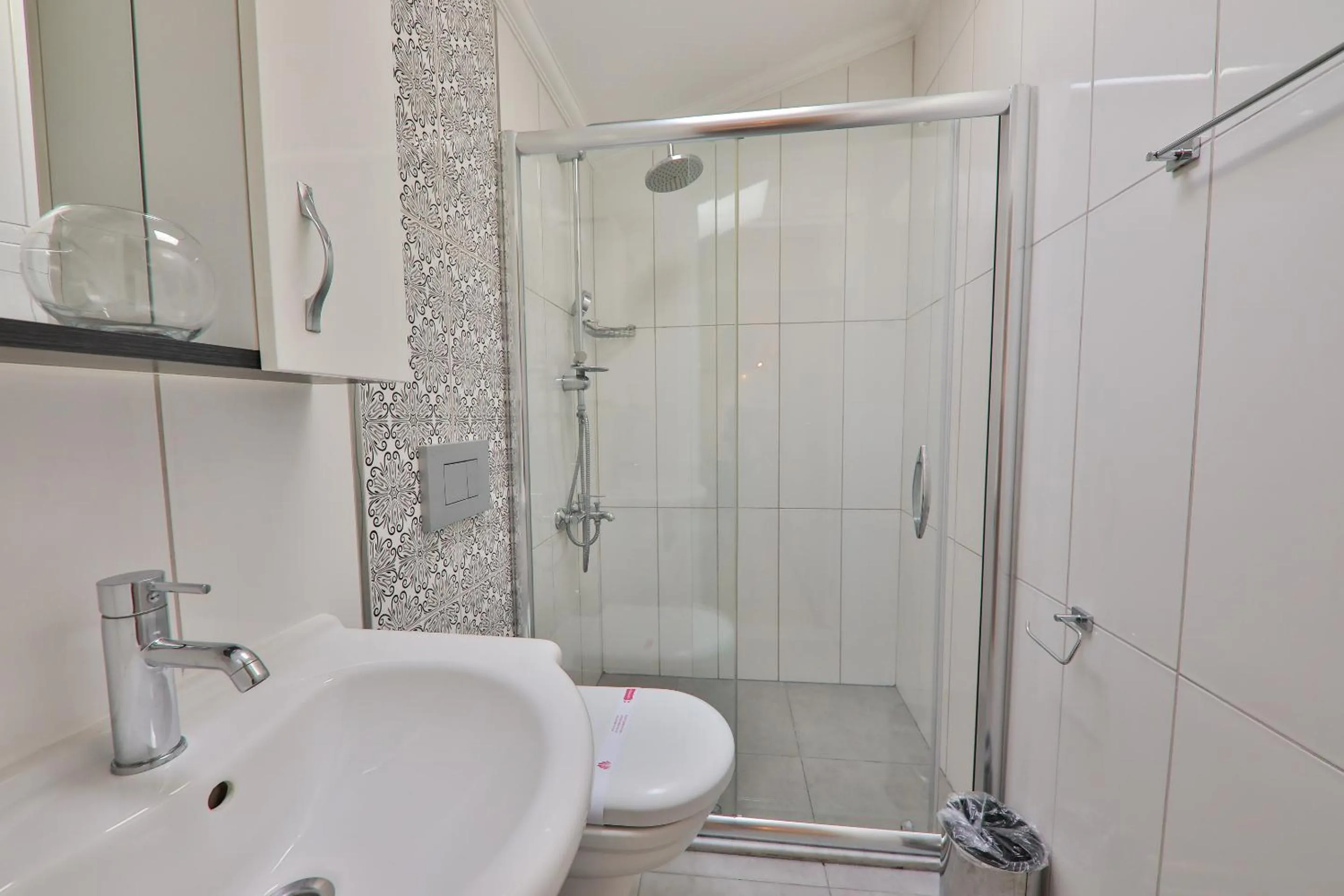 Shower in Bossa Nova Apart Hotel