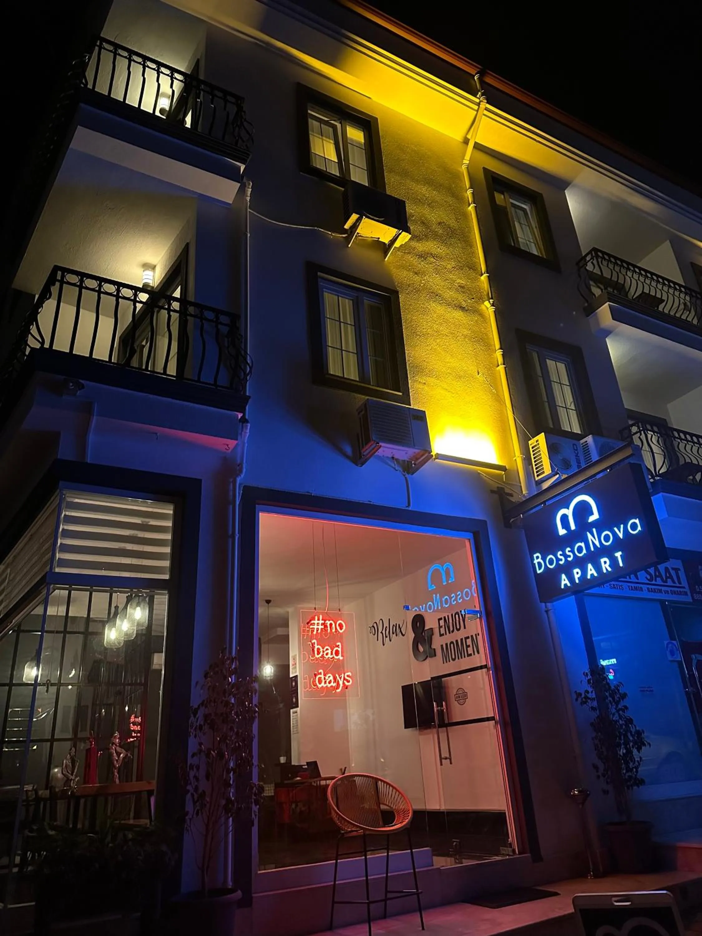 Property building in Bossa Nova Apart Hotel