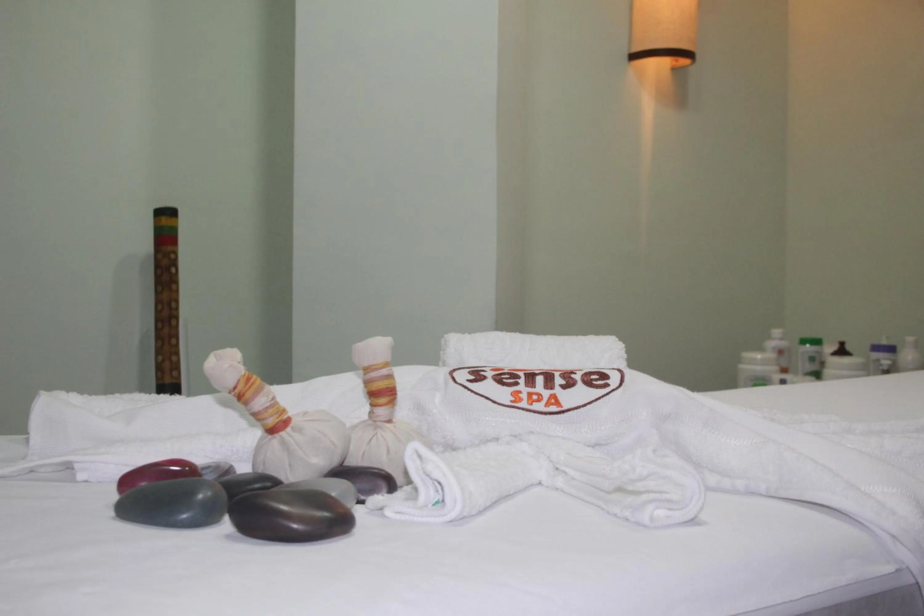 Massage, Bed in Pontalmar Praia Hotel