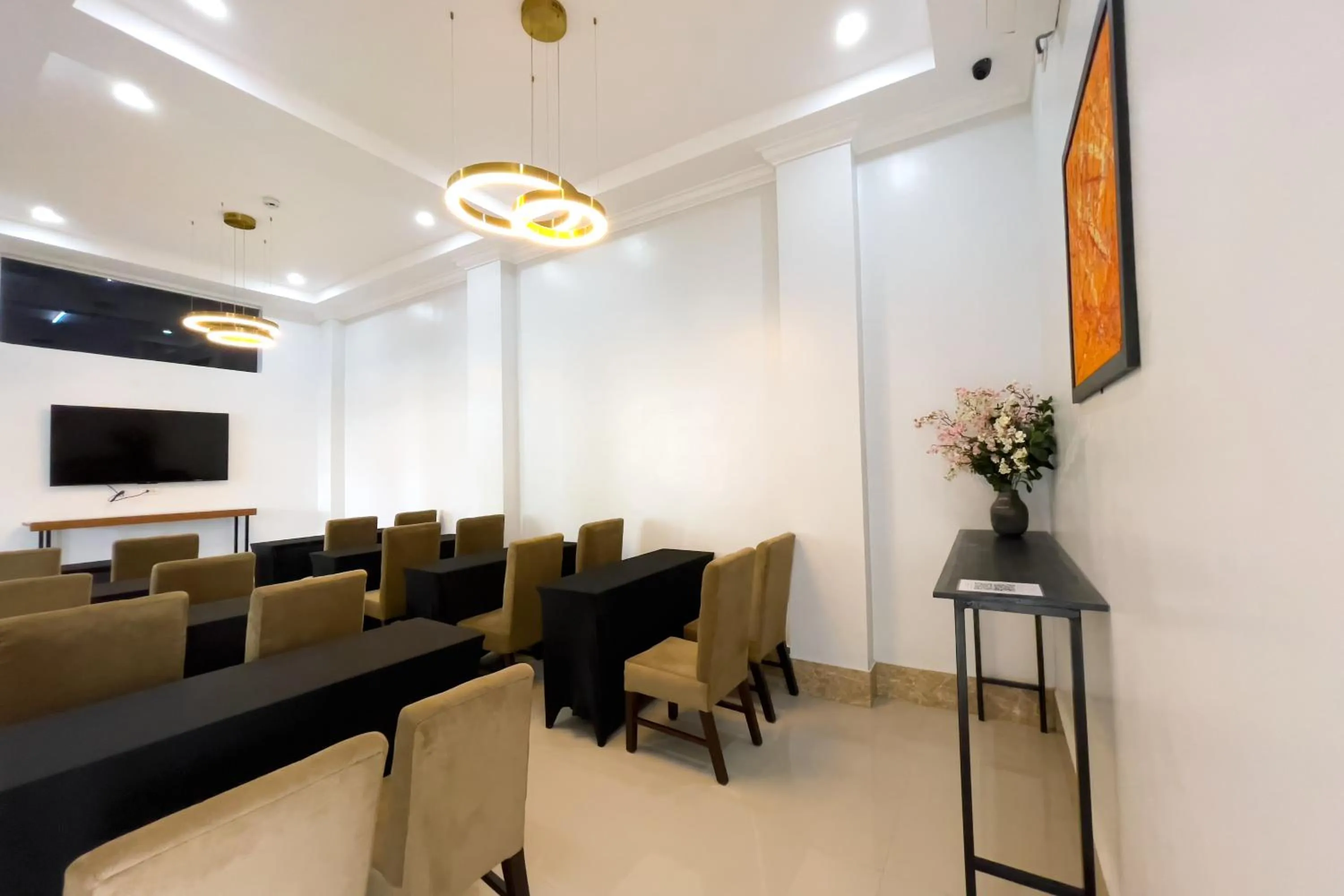 B Hotels Angeles City