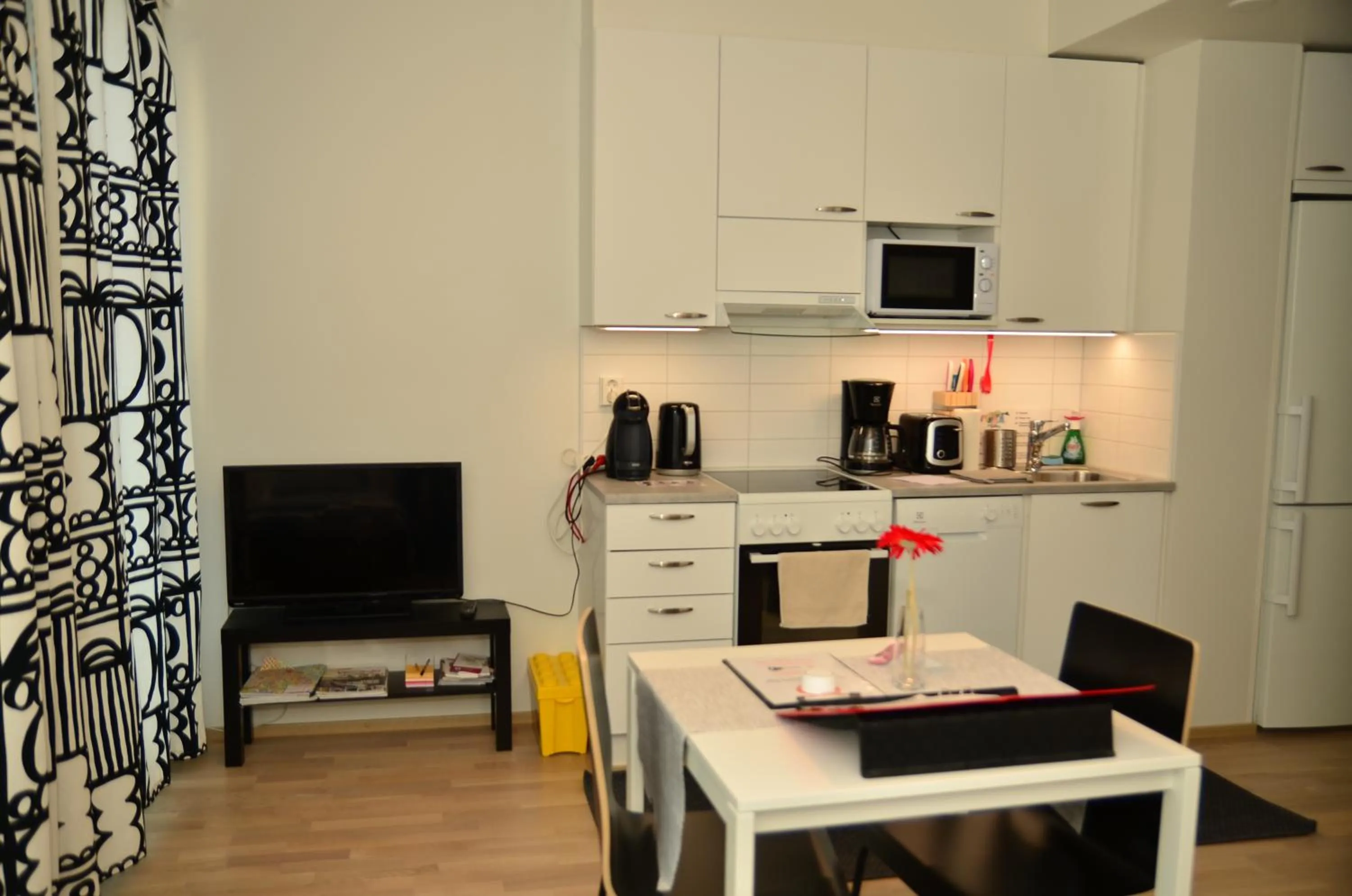 Kitchen or kitchenette in Oulu Hotelli Apartments