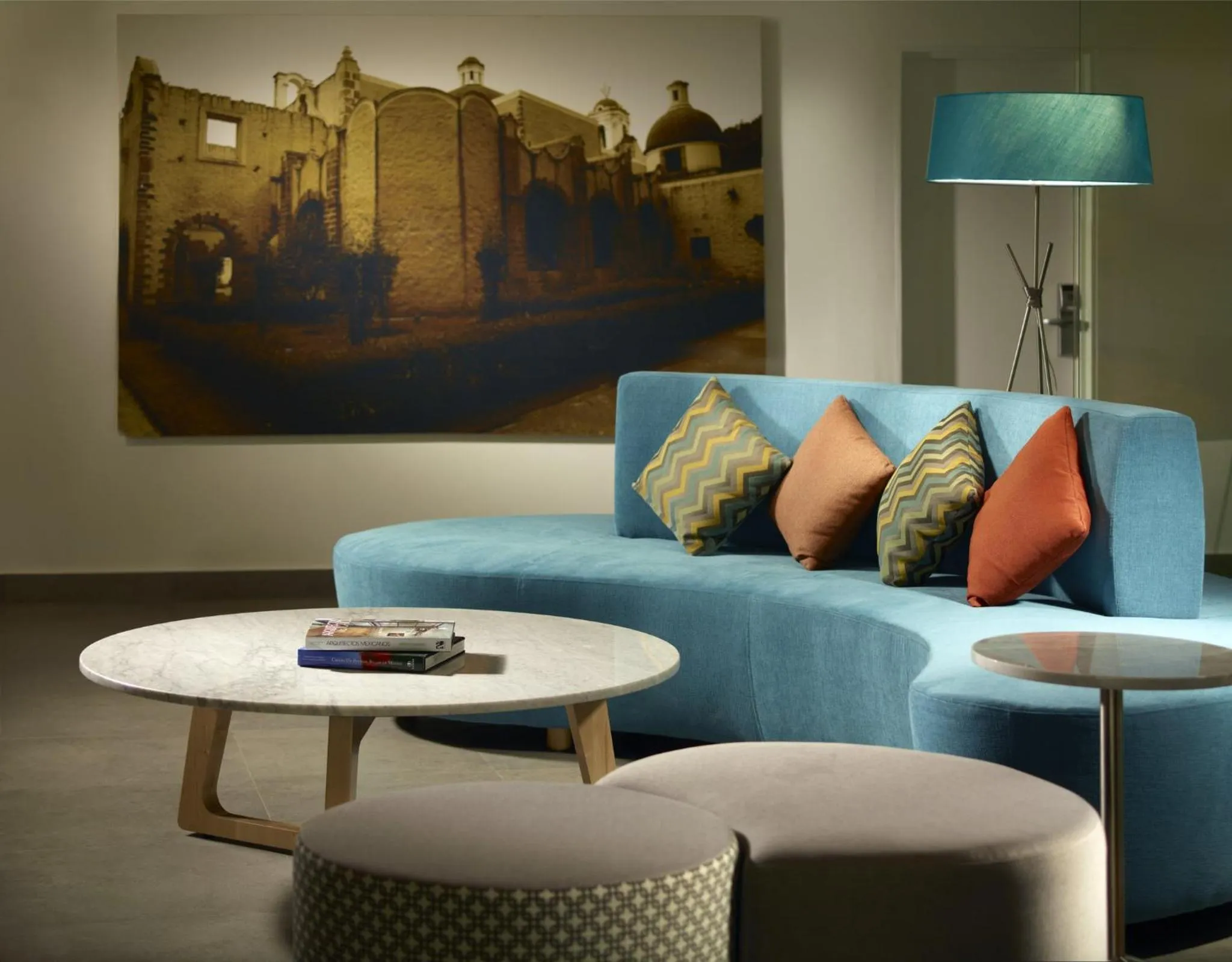 Lobby or reception in One Saltillo Aeropuerto