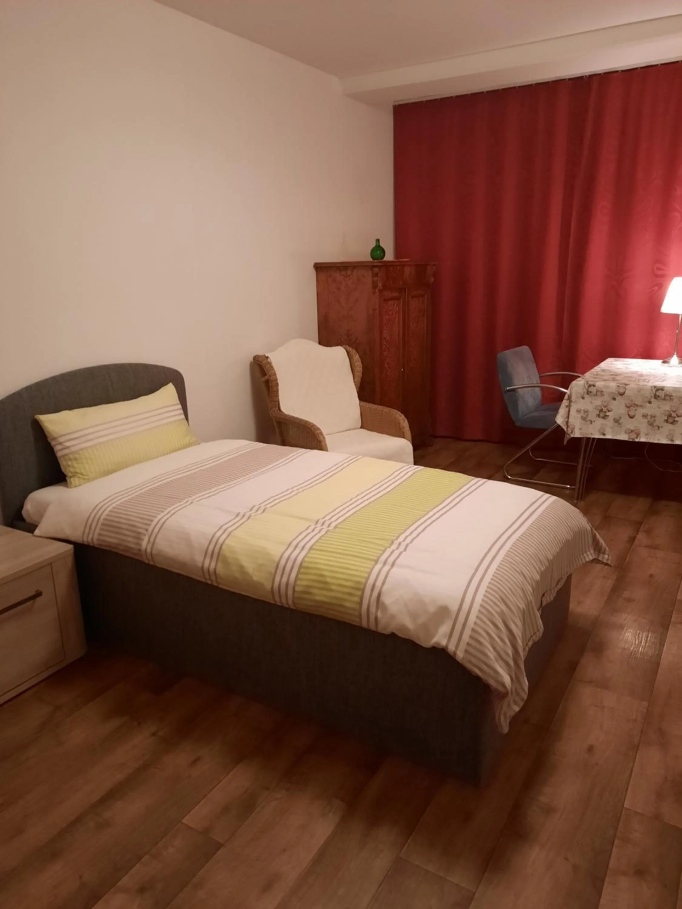 Bed in City Apartments Magdeburg
