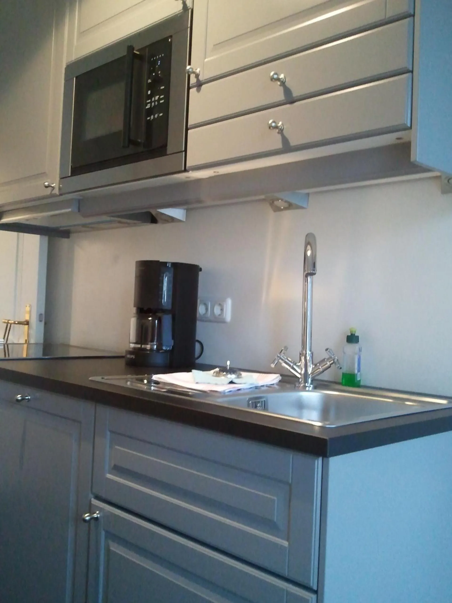 Kitchen or kitchenette in Hugos Haus & Berthas Haus