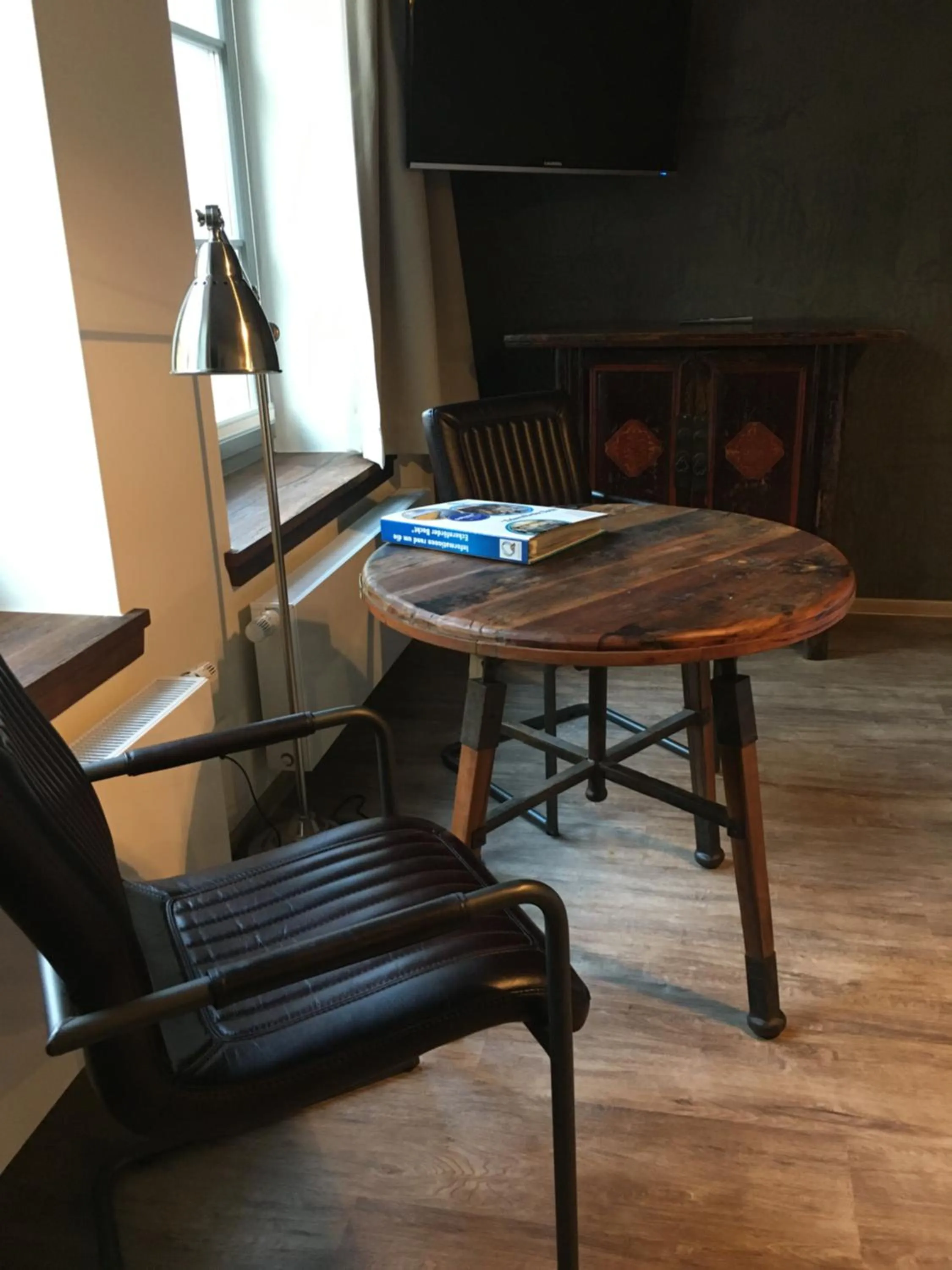 Seating area in Hugos Haus & Berthas Haus