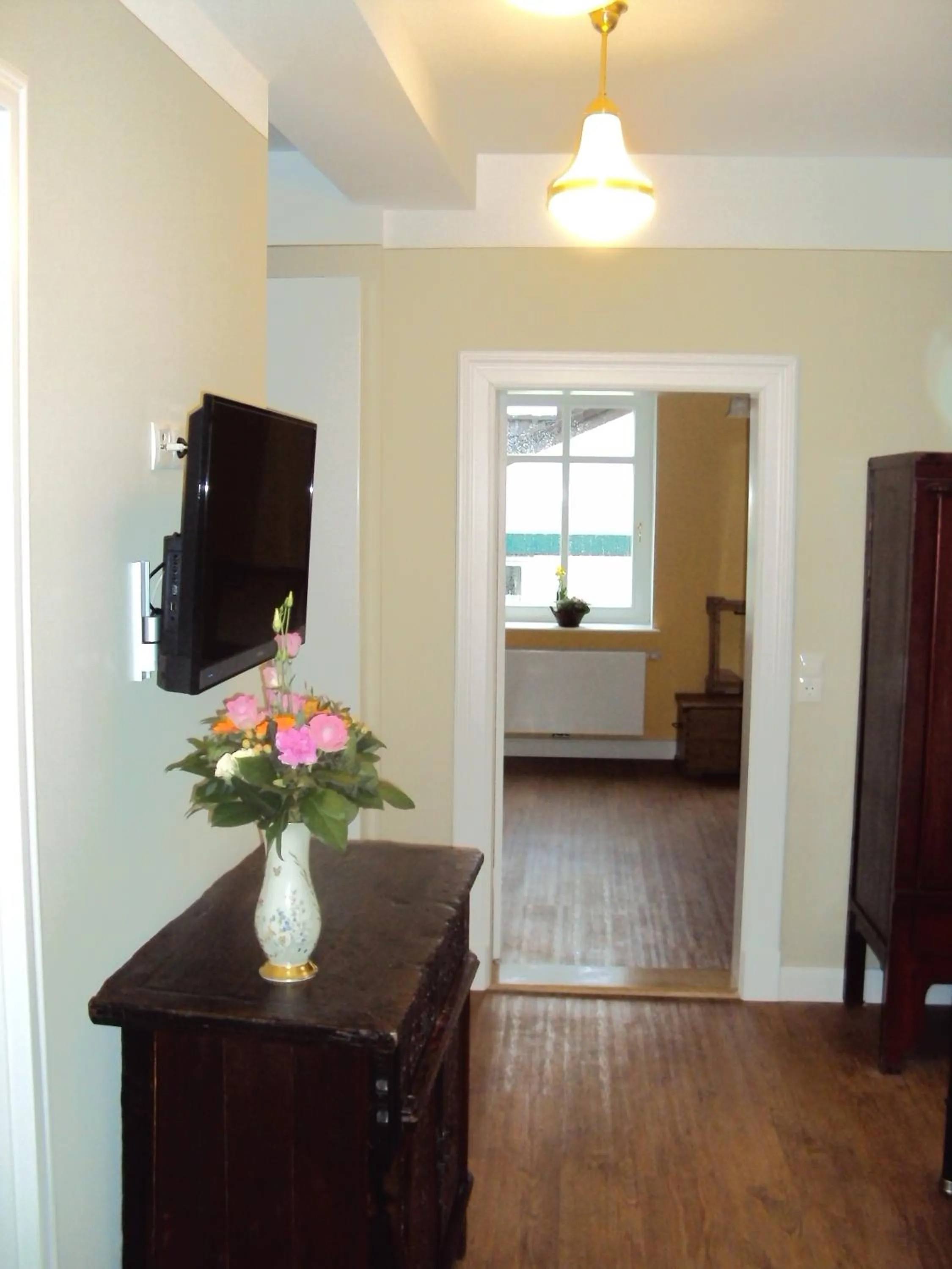 TV and multimedia in Hugos Haus & Berthas Haus