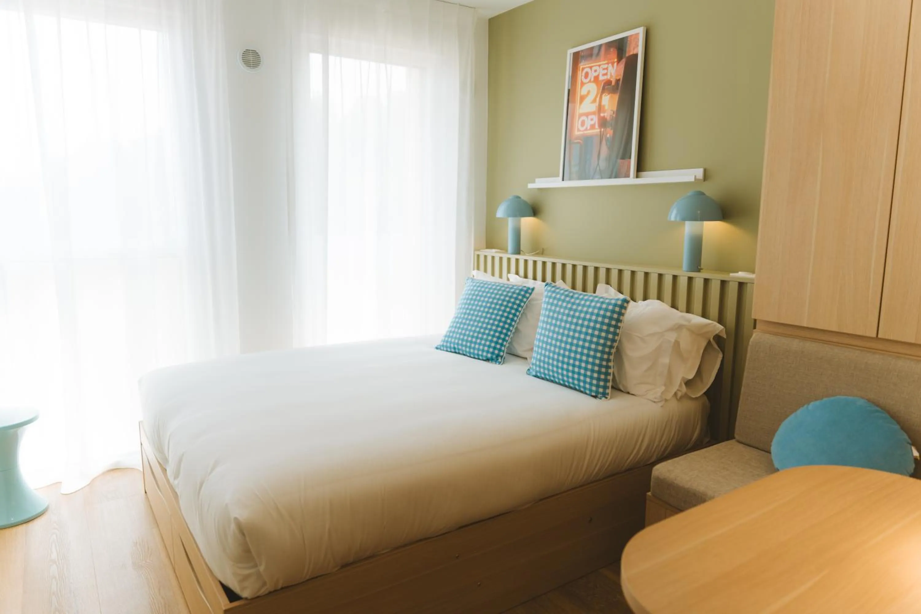 Bed in Bikube Montpellier