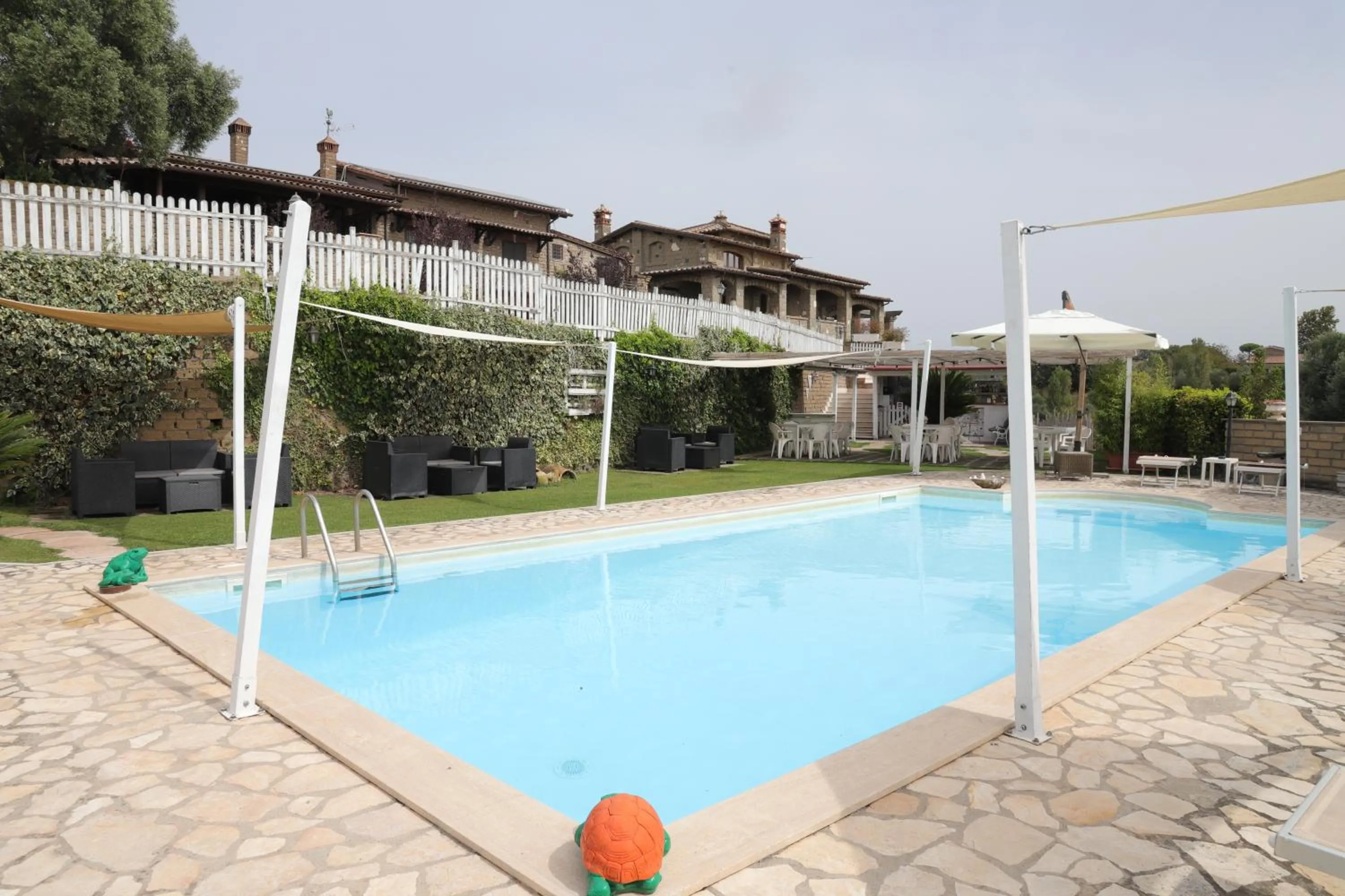 Swimming pool in B&B Le Colline Country House