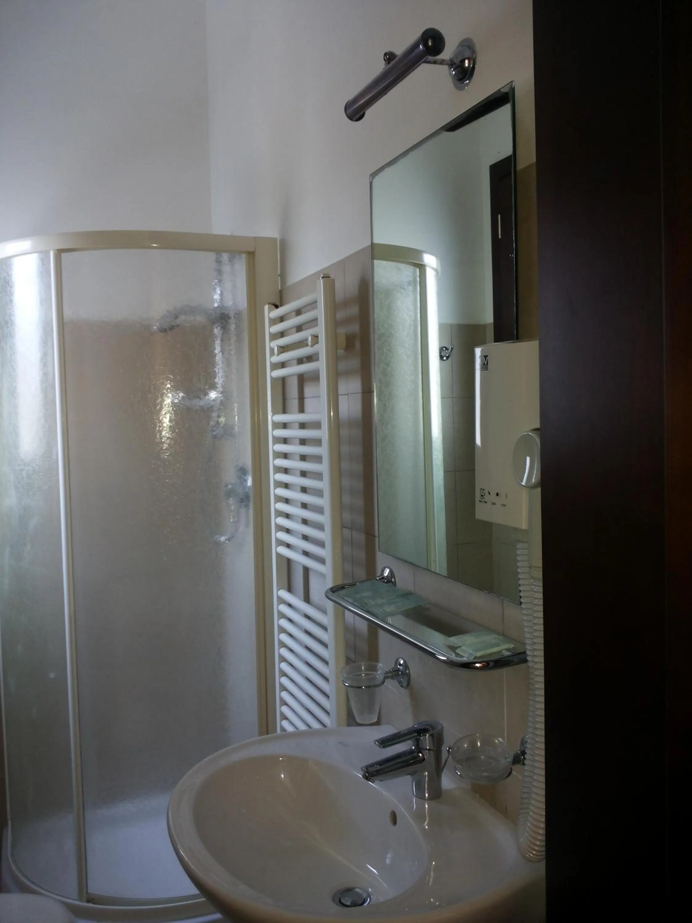 Bathroom in Hotel Villa Ionia