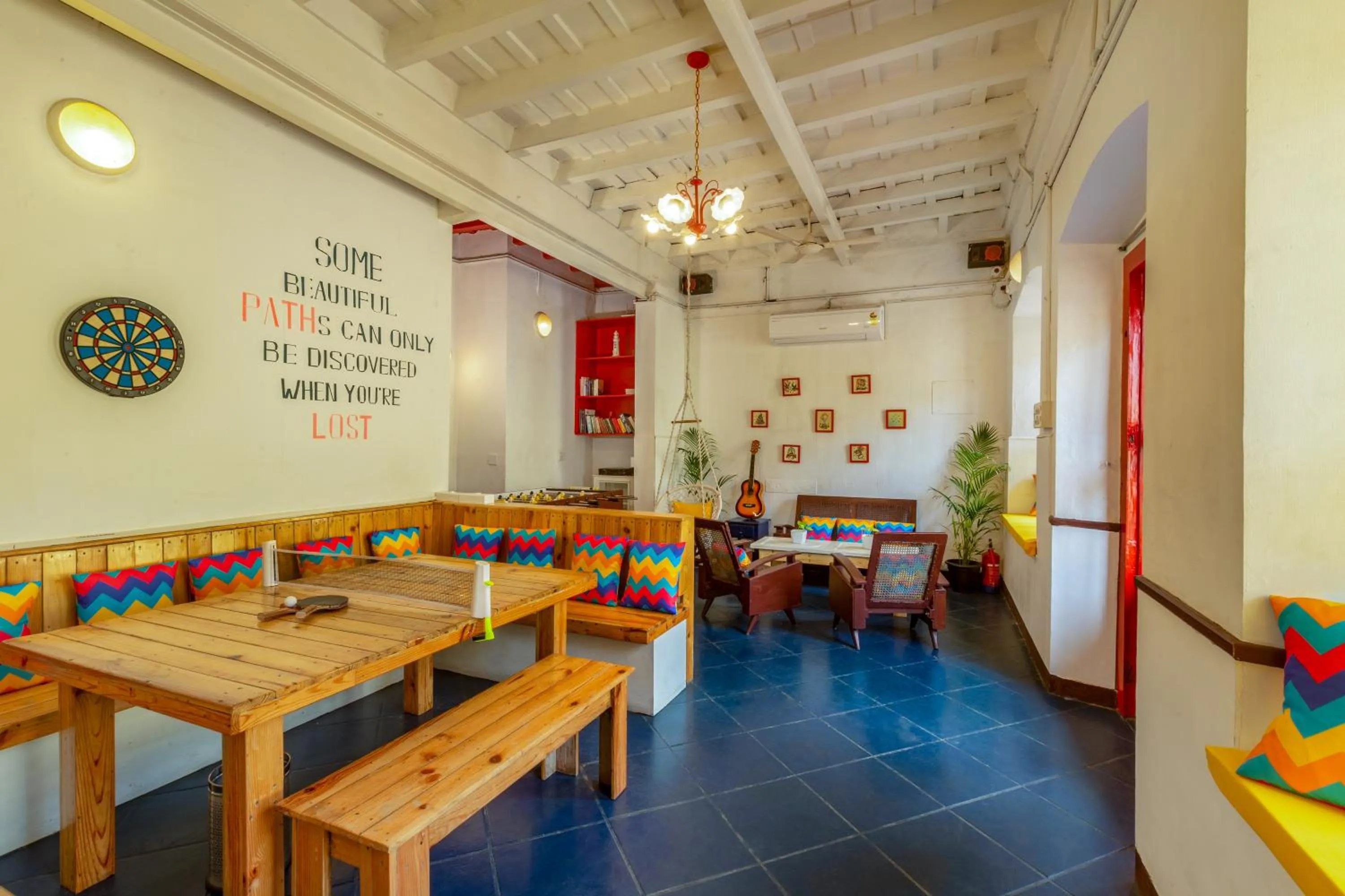 Communal lounge/ TV room in goSTOPS Lite Kochi