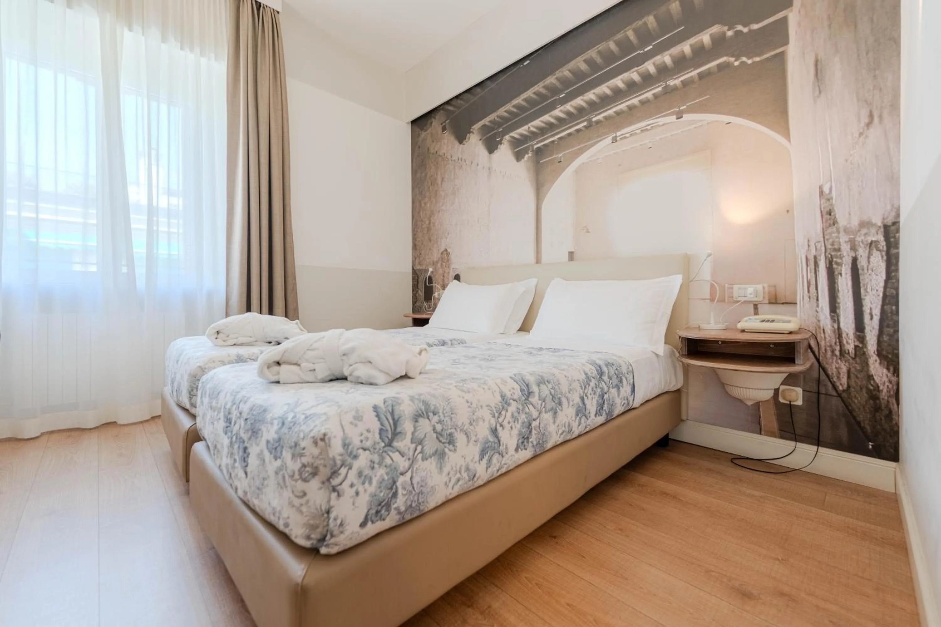 Bed in Lolli Palace Hotel