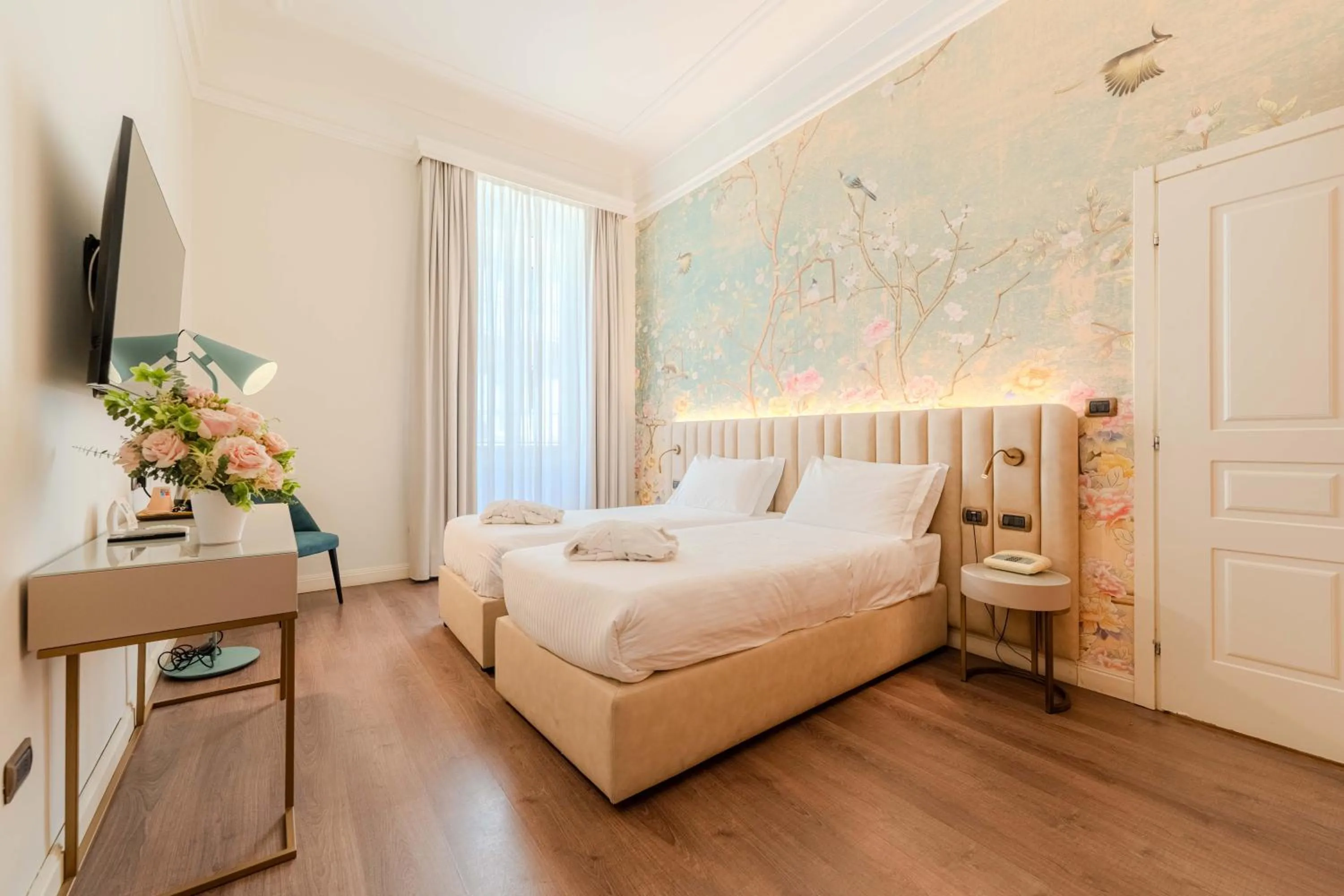 Bed in Lolli Palace Hotel