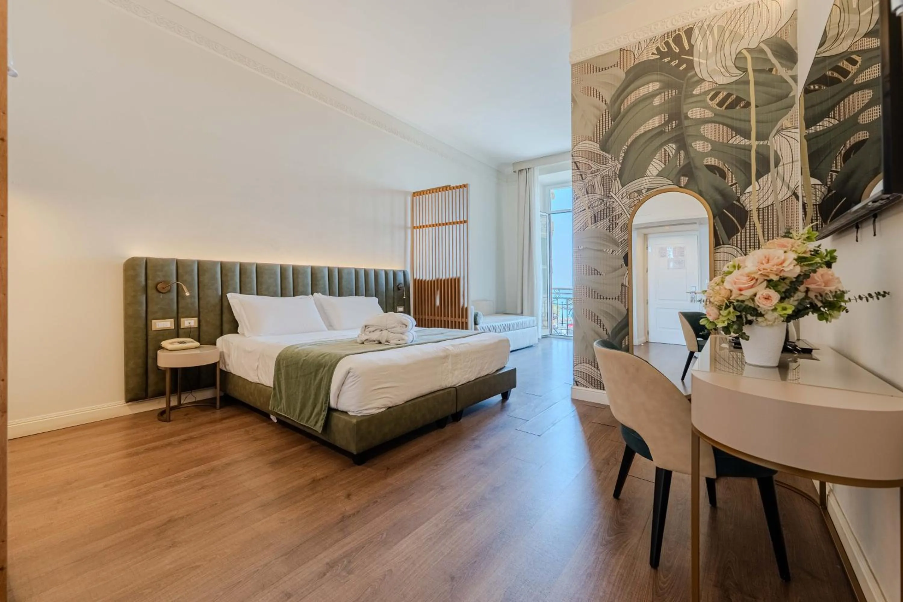 Bed in Lolli Palace Hotel