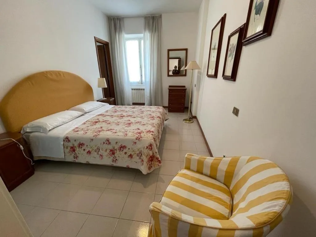 Bed in Lolli Palace Hotel
