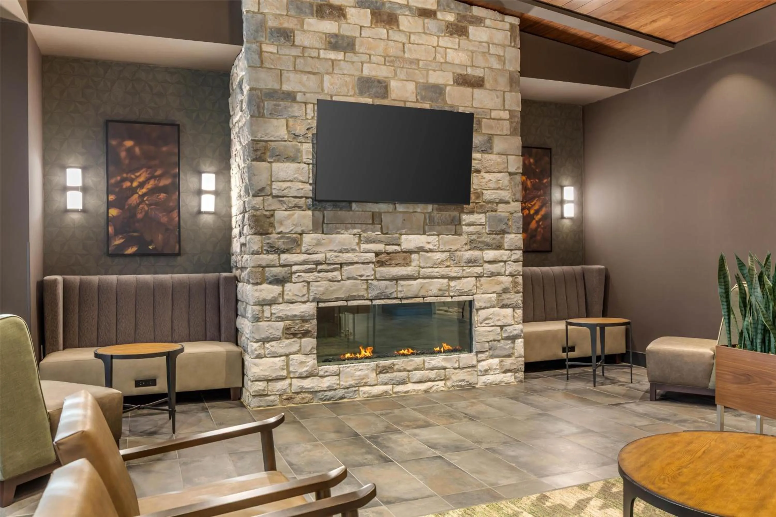 Business facilities in Drury Plaza Hotel Pigeon Forge