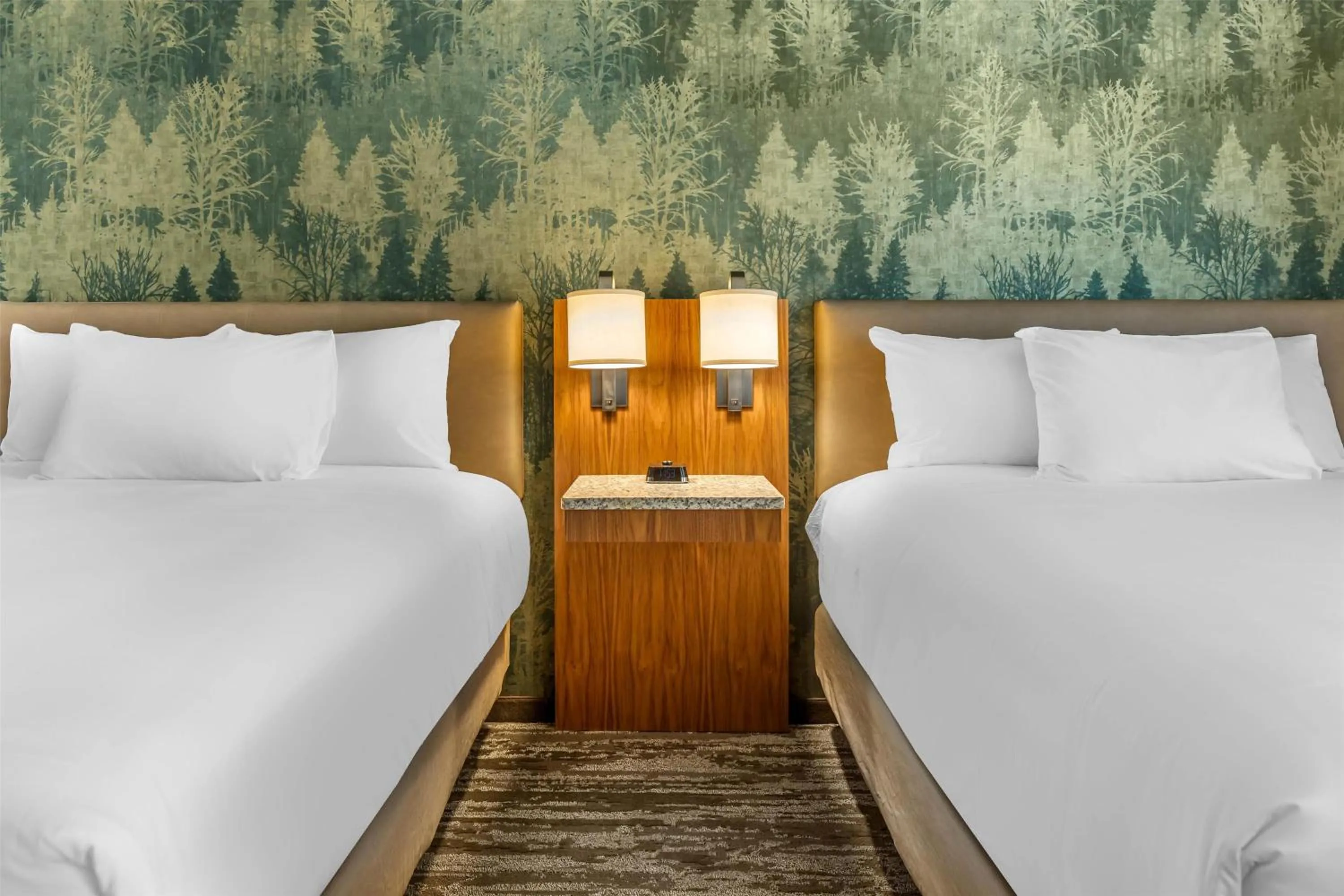 Bedroom, Bed in Drury Plaza Hotel Pigeon Forge