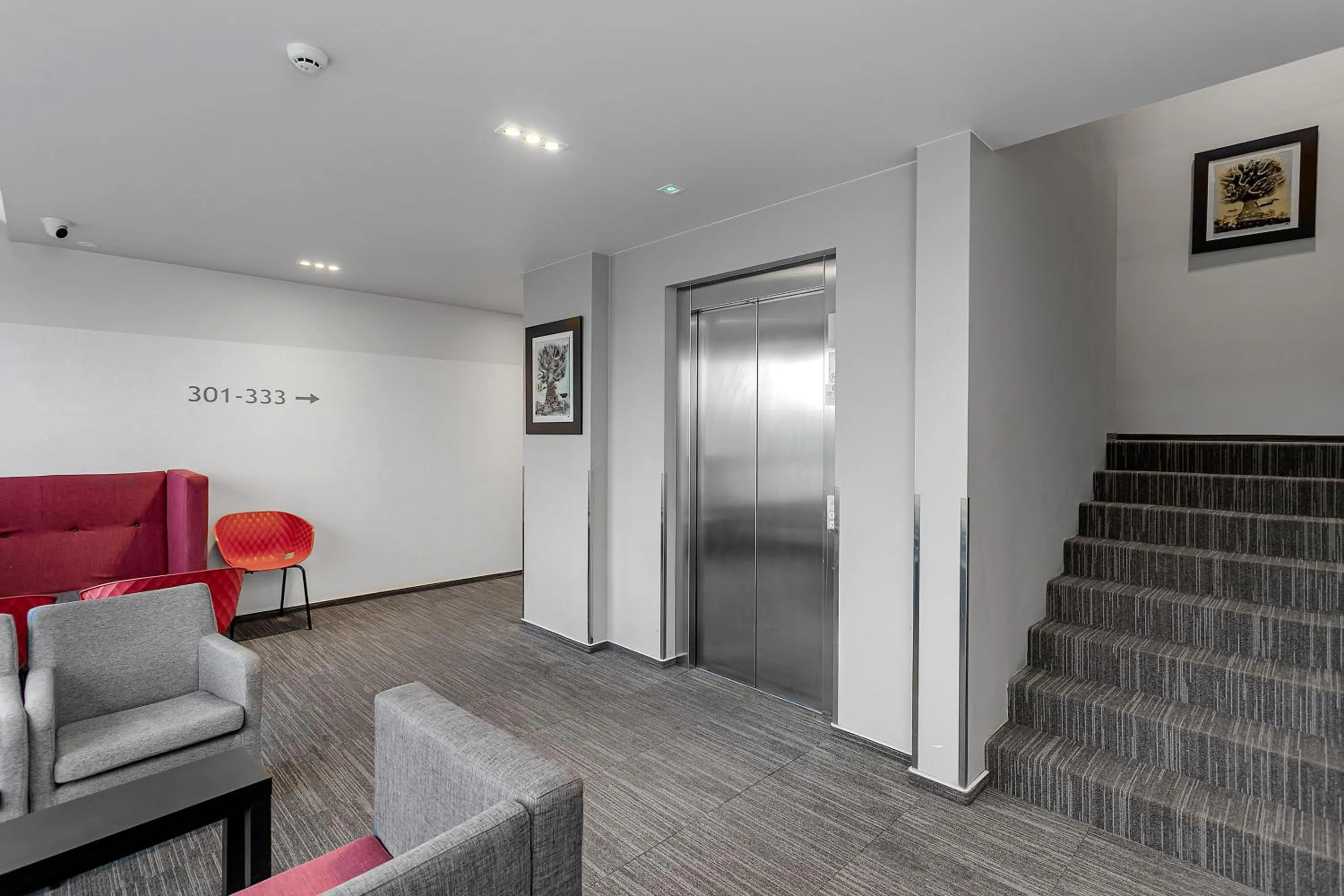 elevator in Hotel Vellir