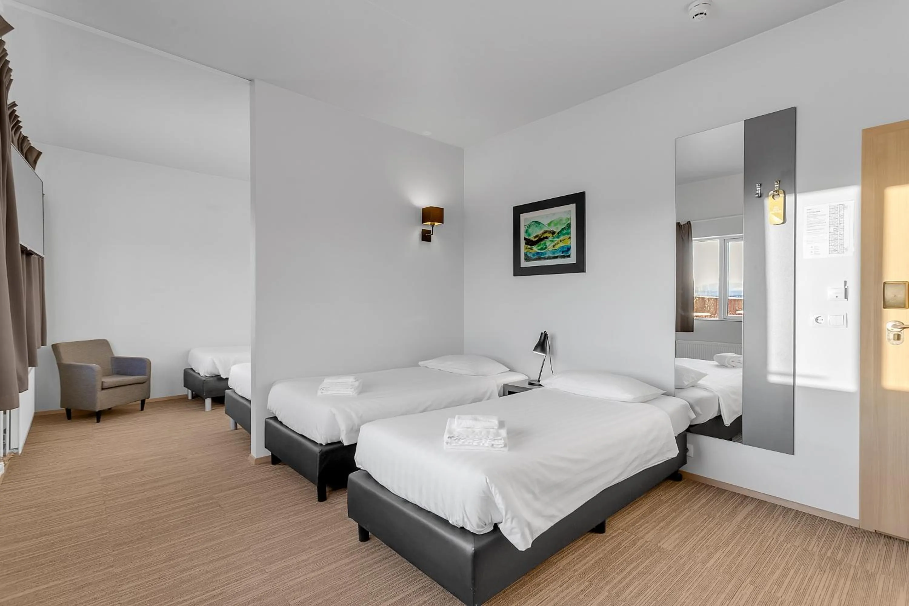 Bedroom, Bed in Hotel Vellir