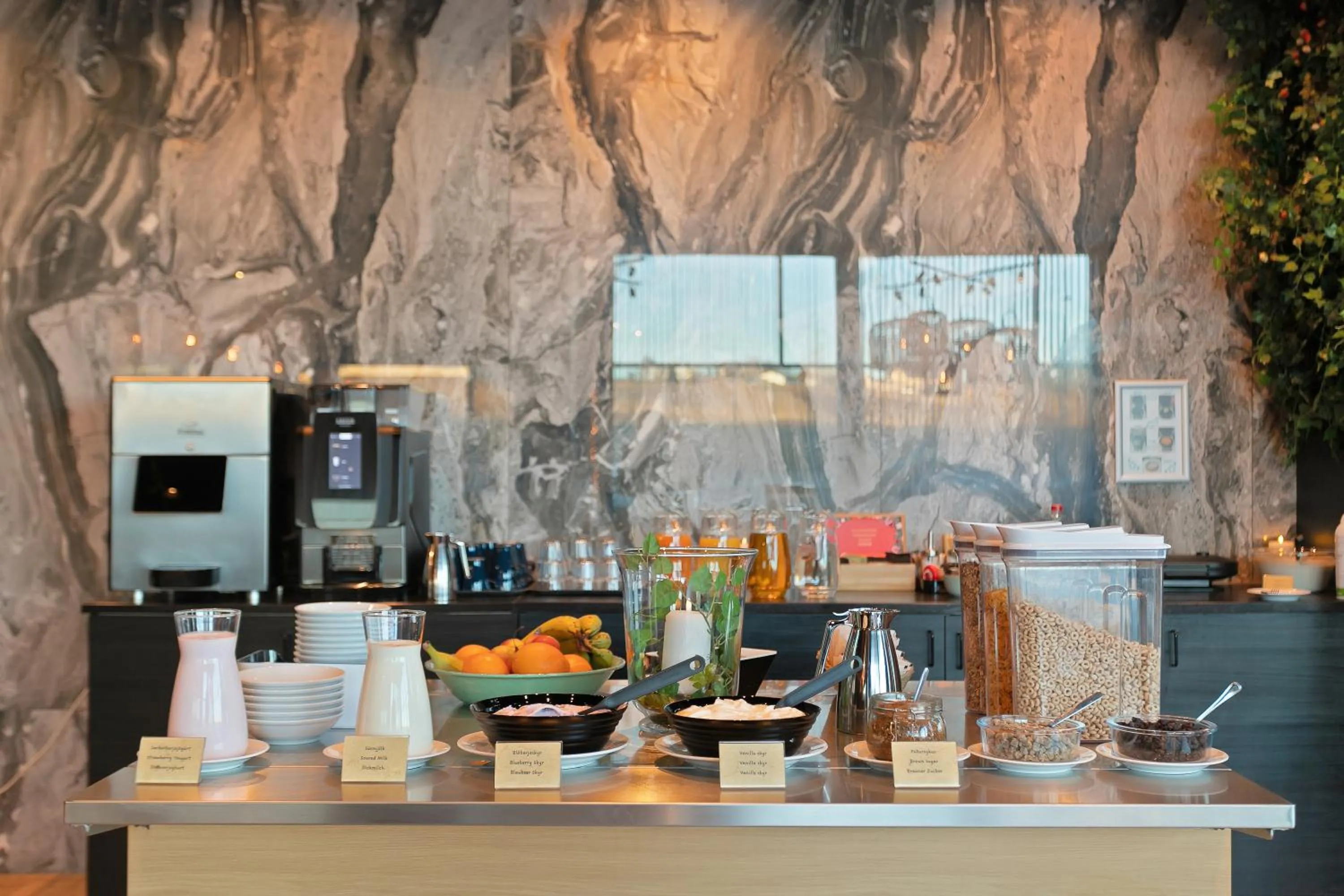 Breakfast in Hotel Vellir