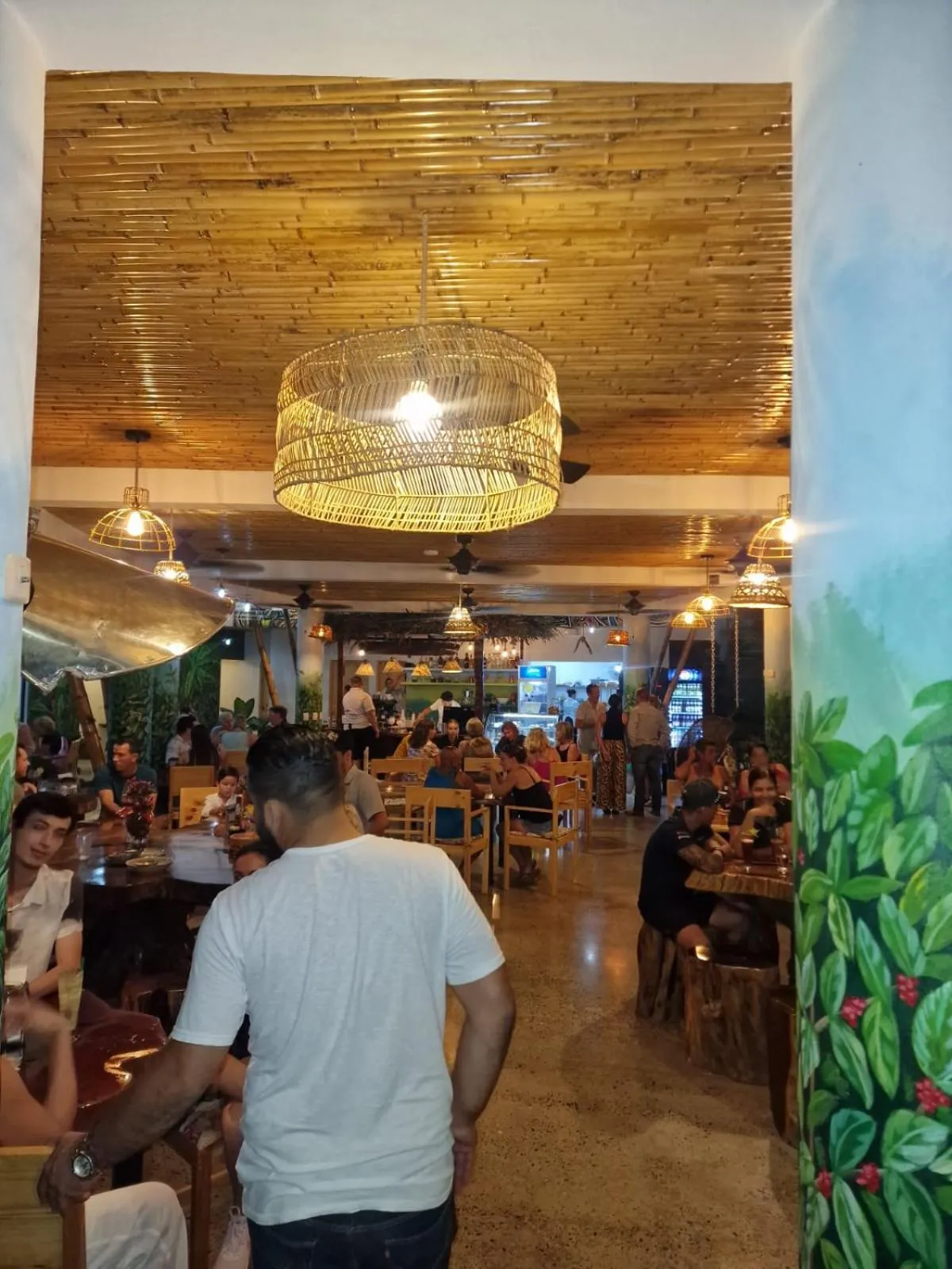 Restaurant/places to eat in Bonding Coffee Roaster Café & Hotel