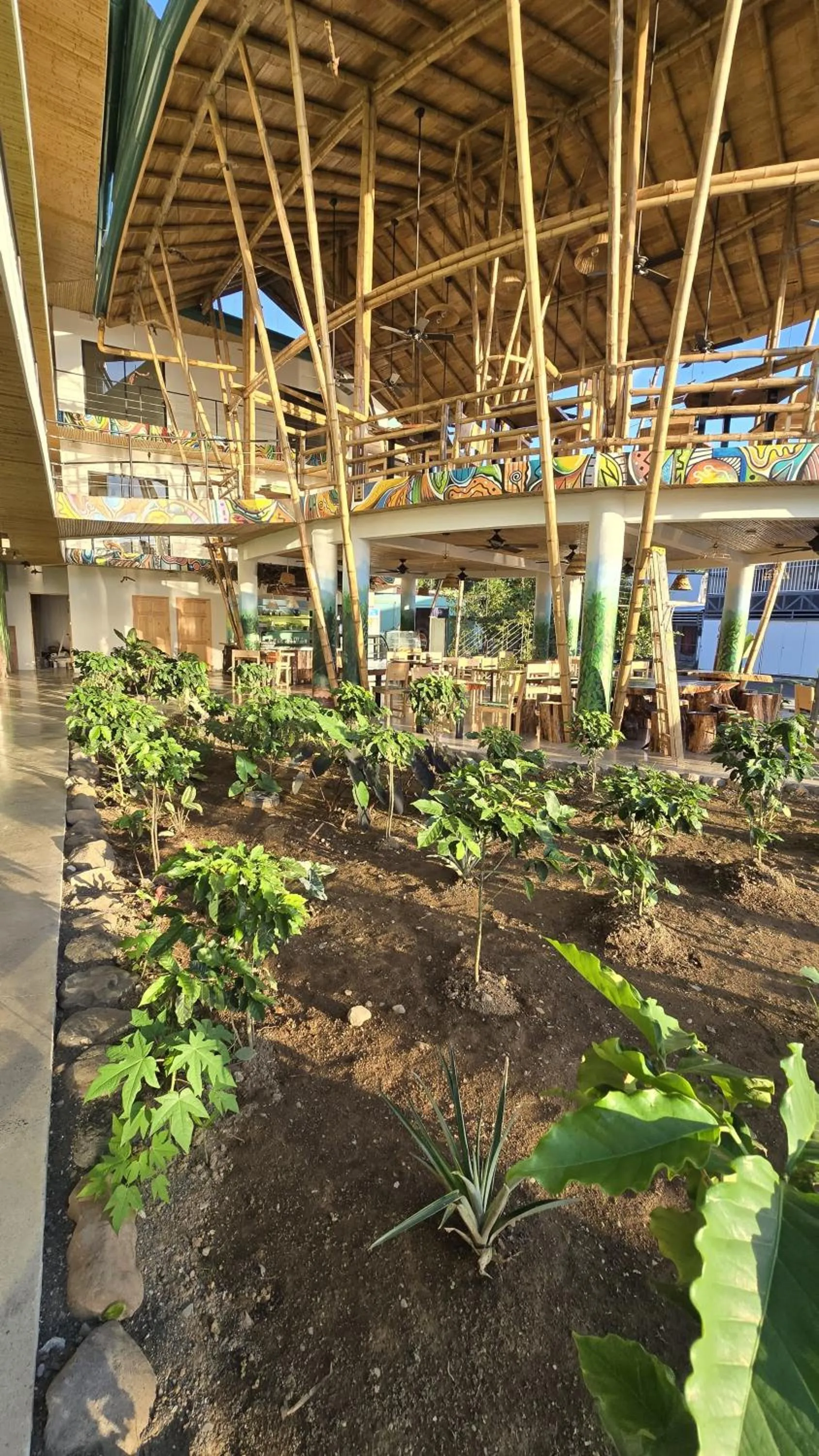 Restaurant/places to eat in Bonding Coffee Roaster Café & Hotel