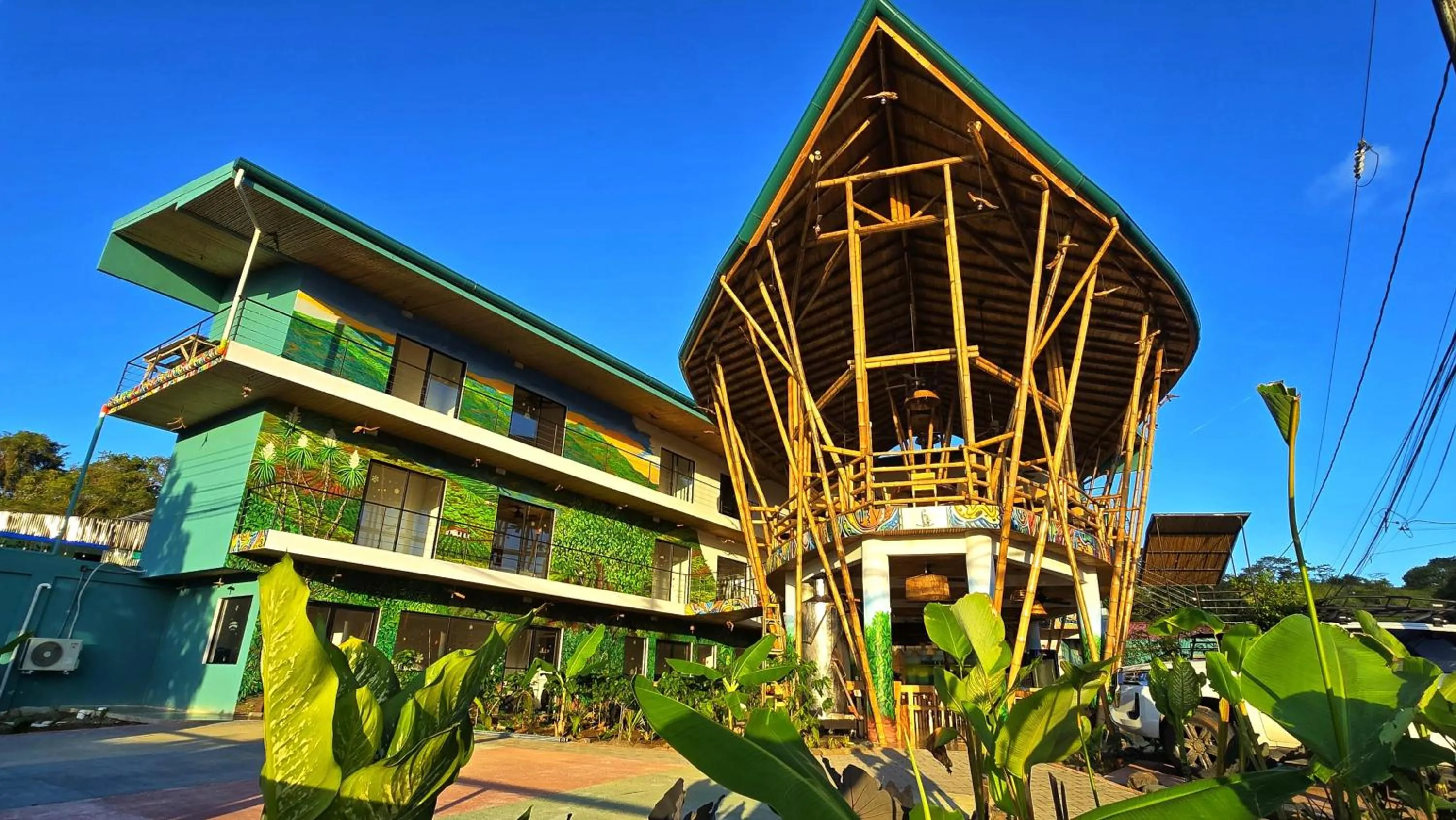 Property building in Bonding Coffee Roaster Café & Hotel