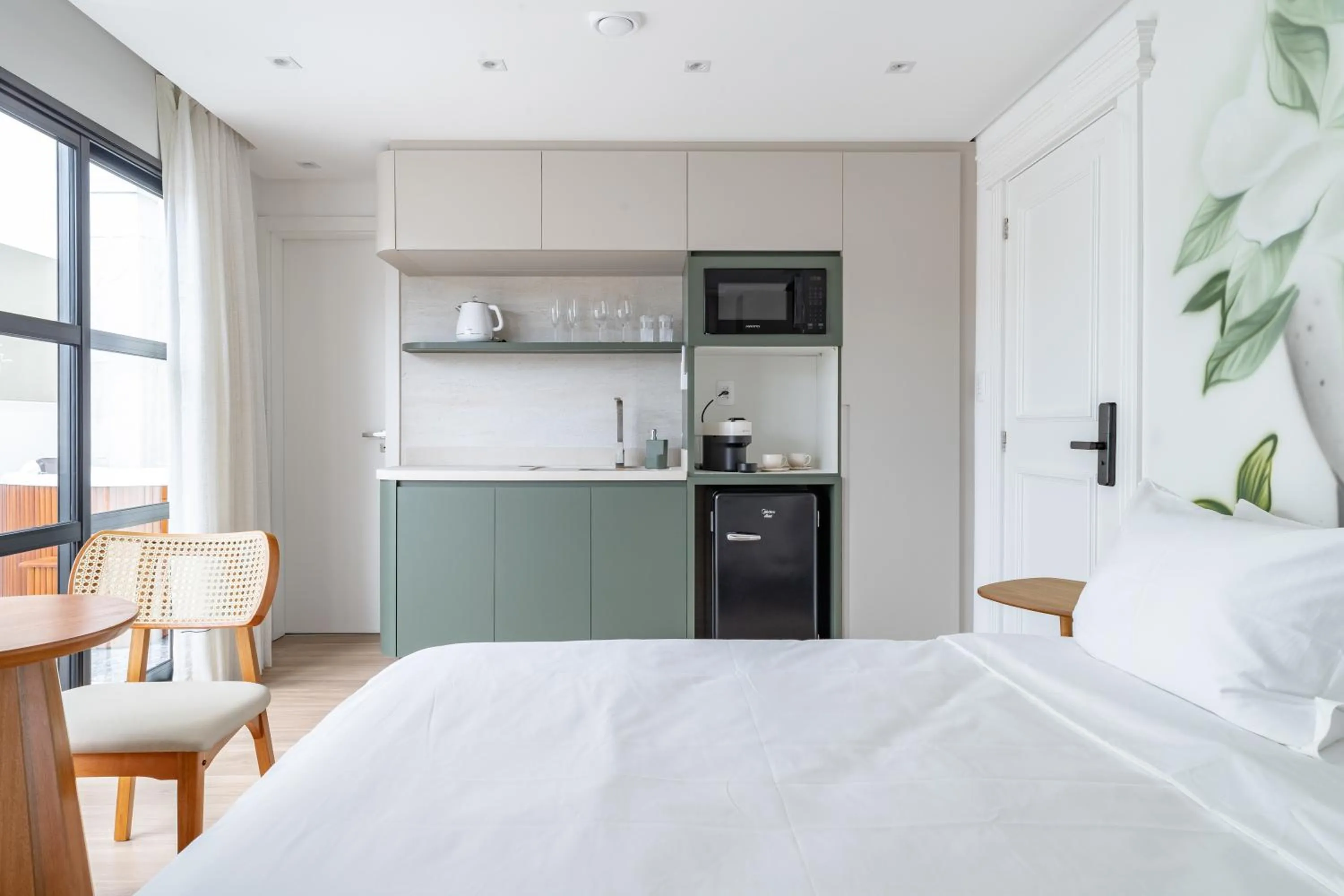 Kitchen or kitchenette, Bed in Up Hotel Boutique