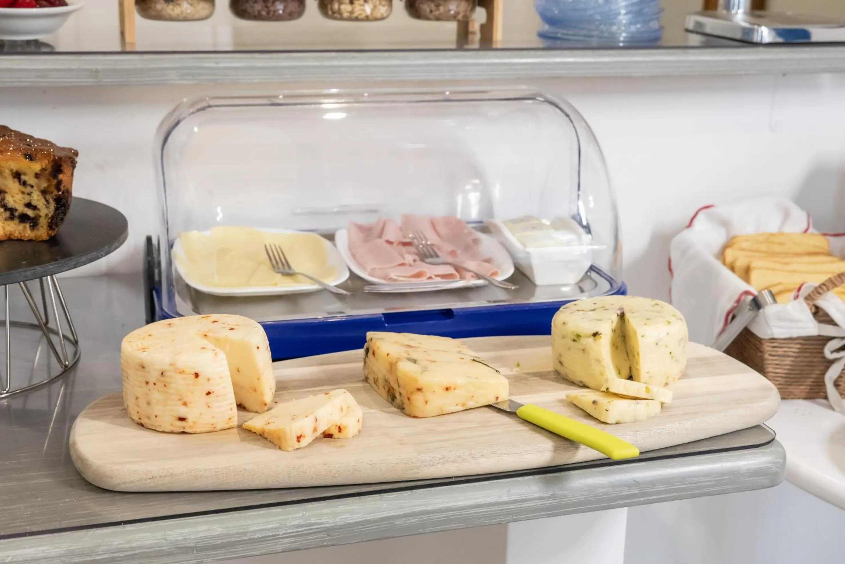 Italian breakfast in Garibaldi R&B