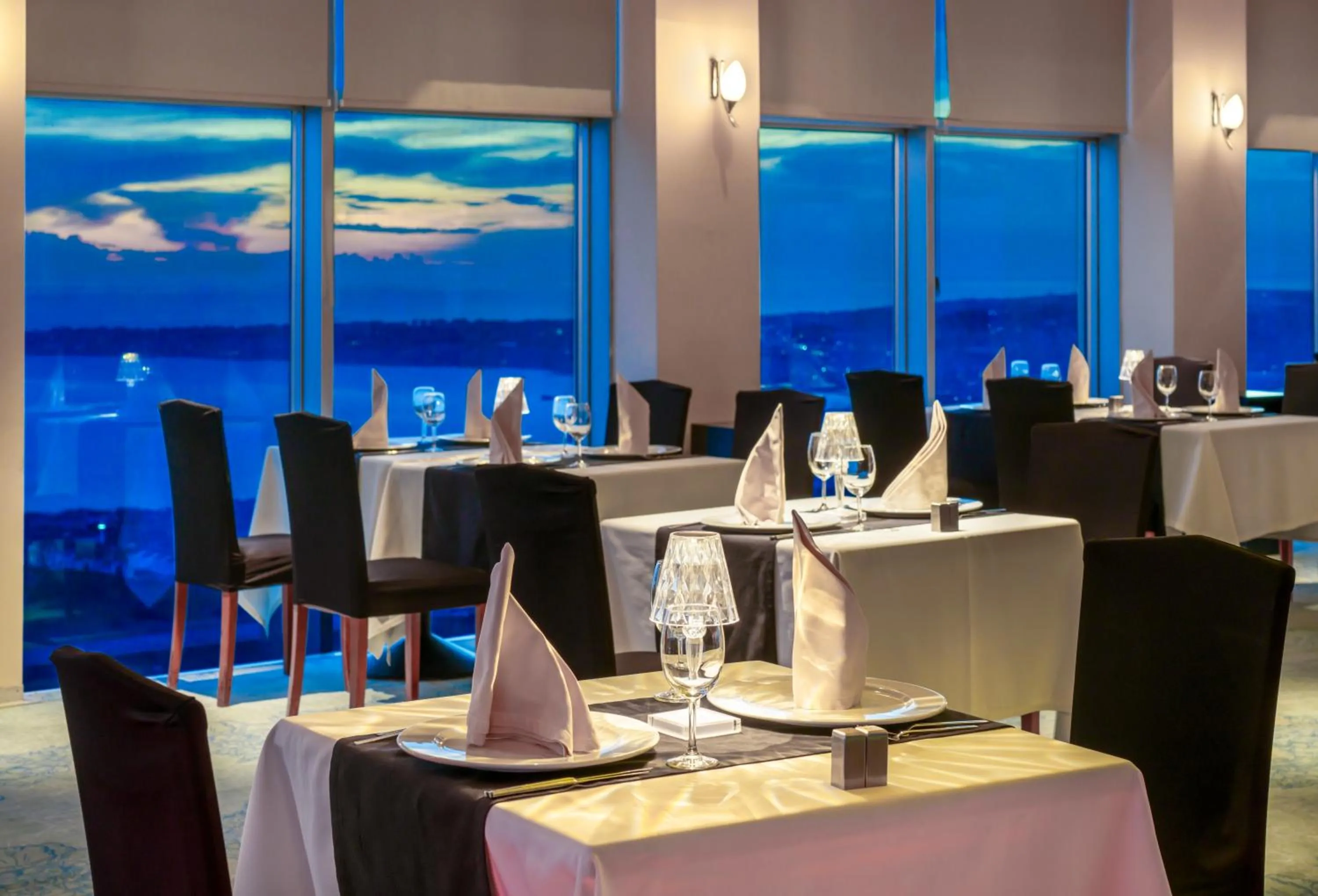 Restaurant/places to eat in Kaya İstanbul Fair & Convention