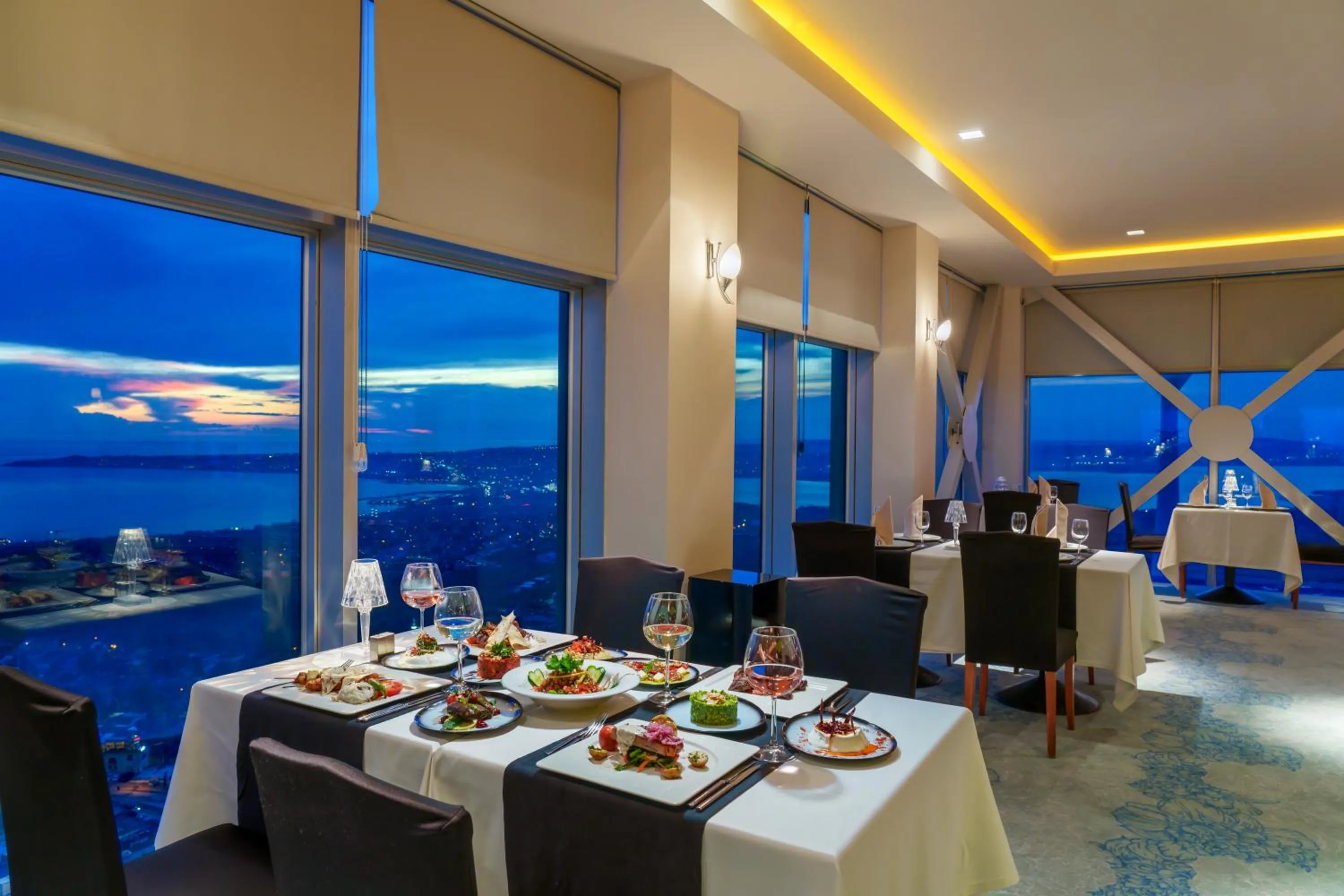 Restaurant/places to eat in Kaya İstanbul Fair & Convention