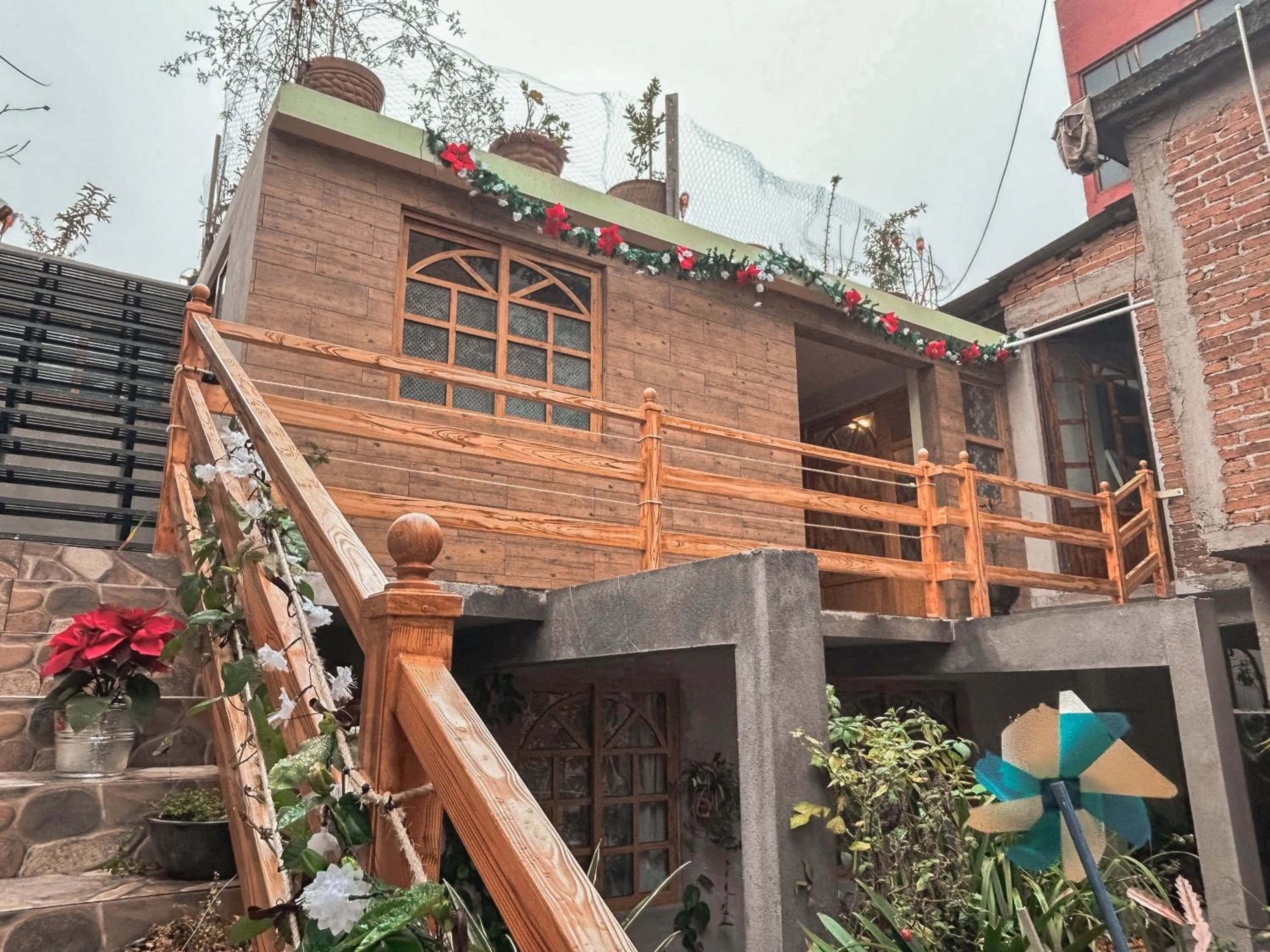 Facade/entrance in SiempreViva Hospedaje By GEstores