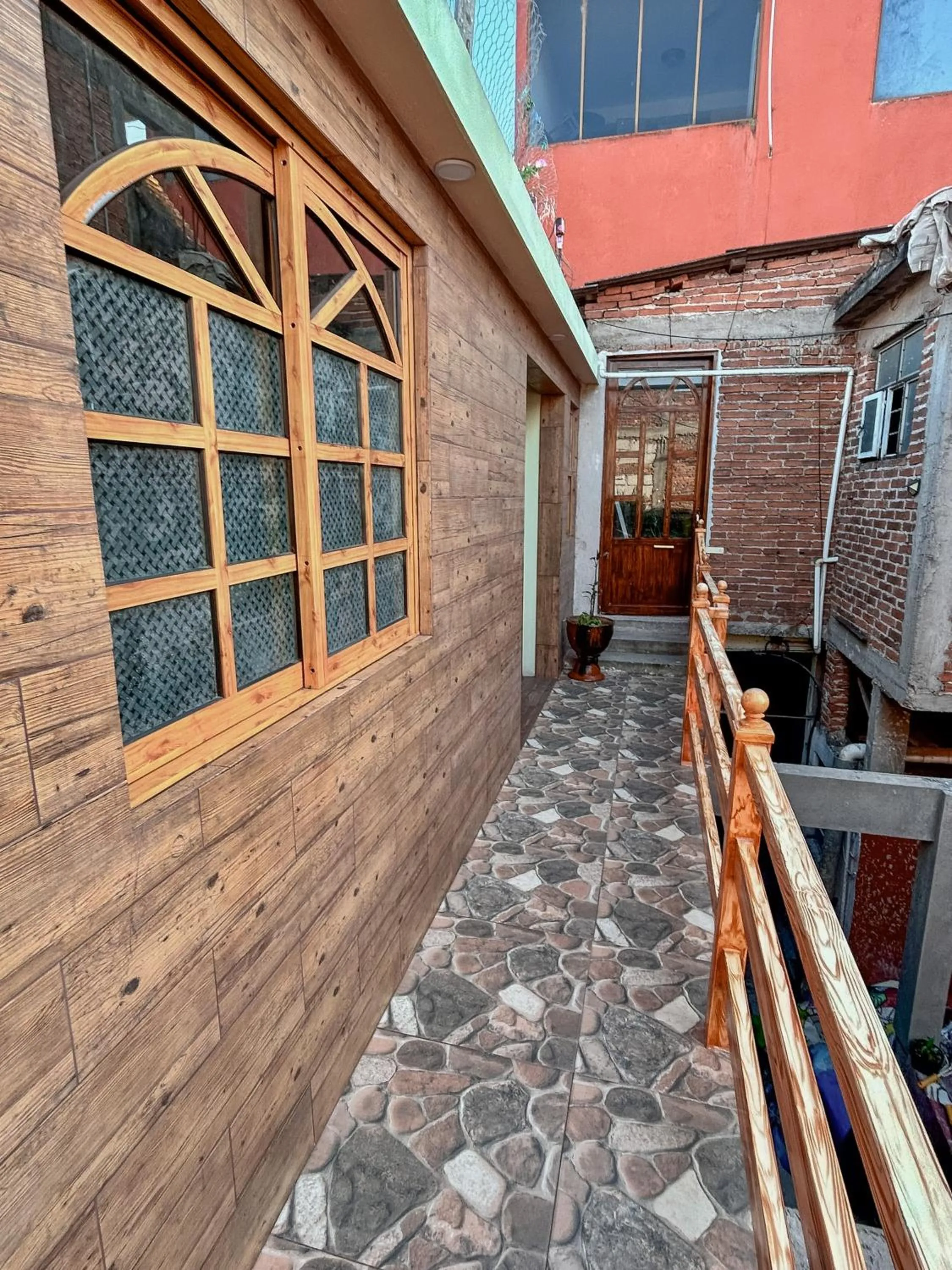 Facade/entrance in SiempreViva Hospedaje By GEstores