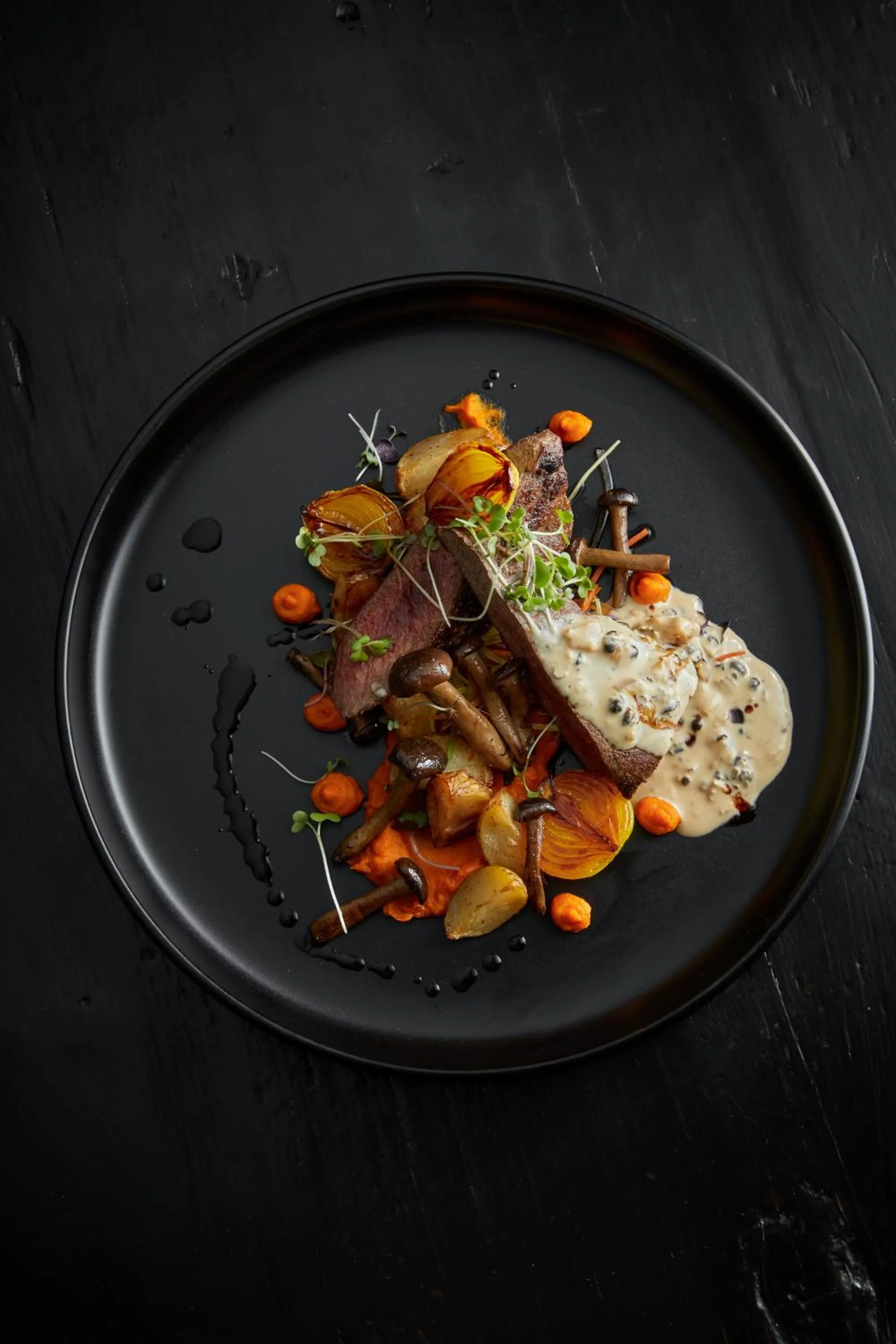 Restaurant/places to eat in The Thatch House Boutique Hotel, Hermanus