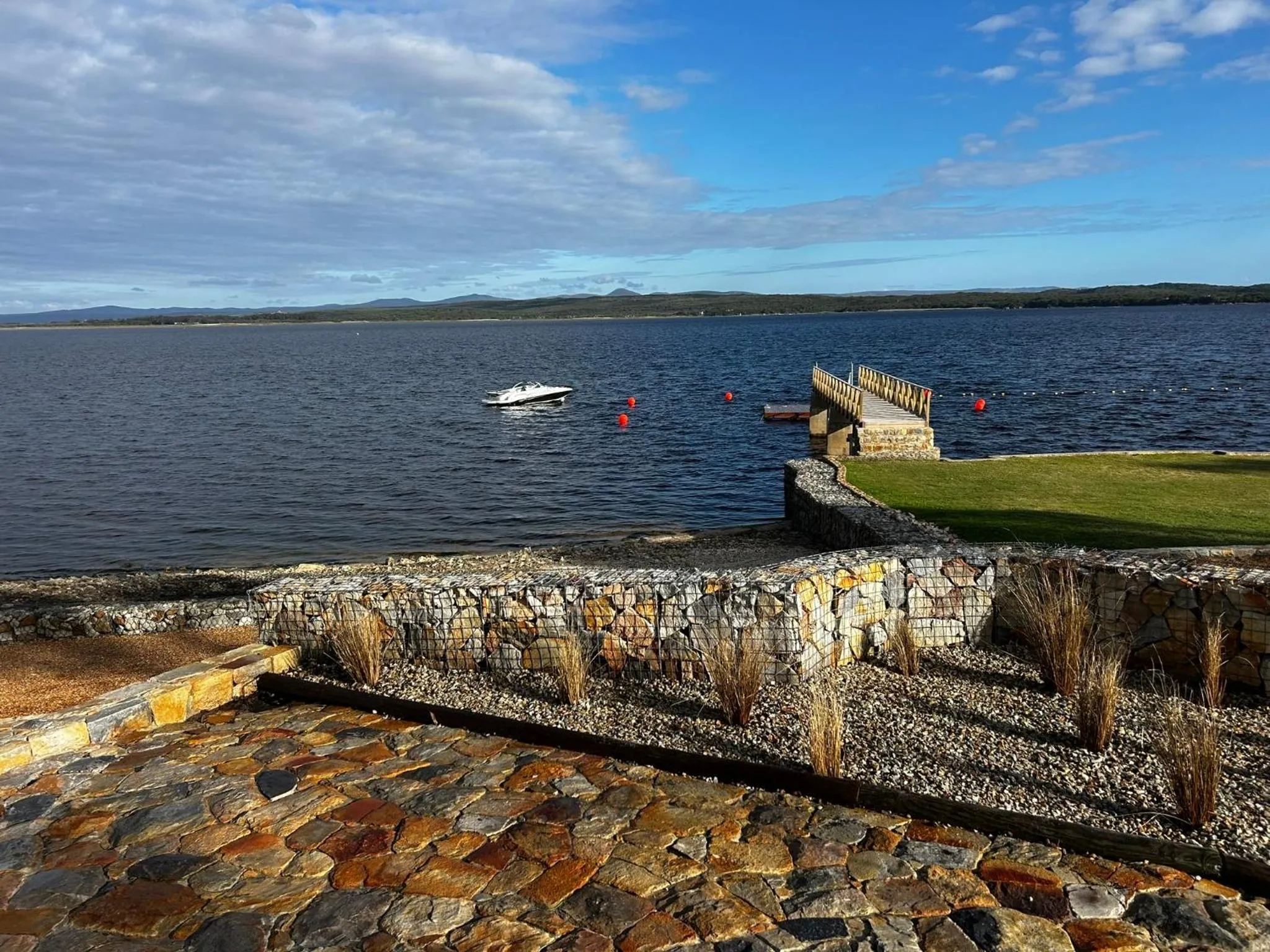 Natural landscape in The Thatch House Boutique Hotel, Hermanus