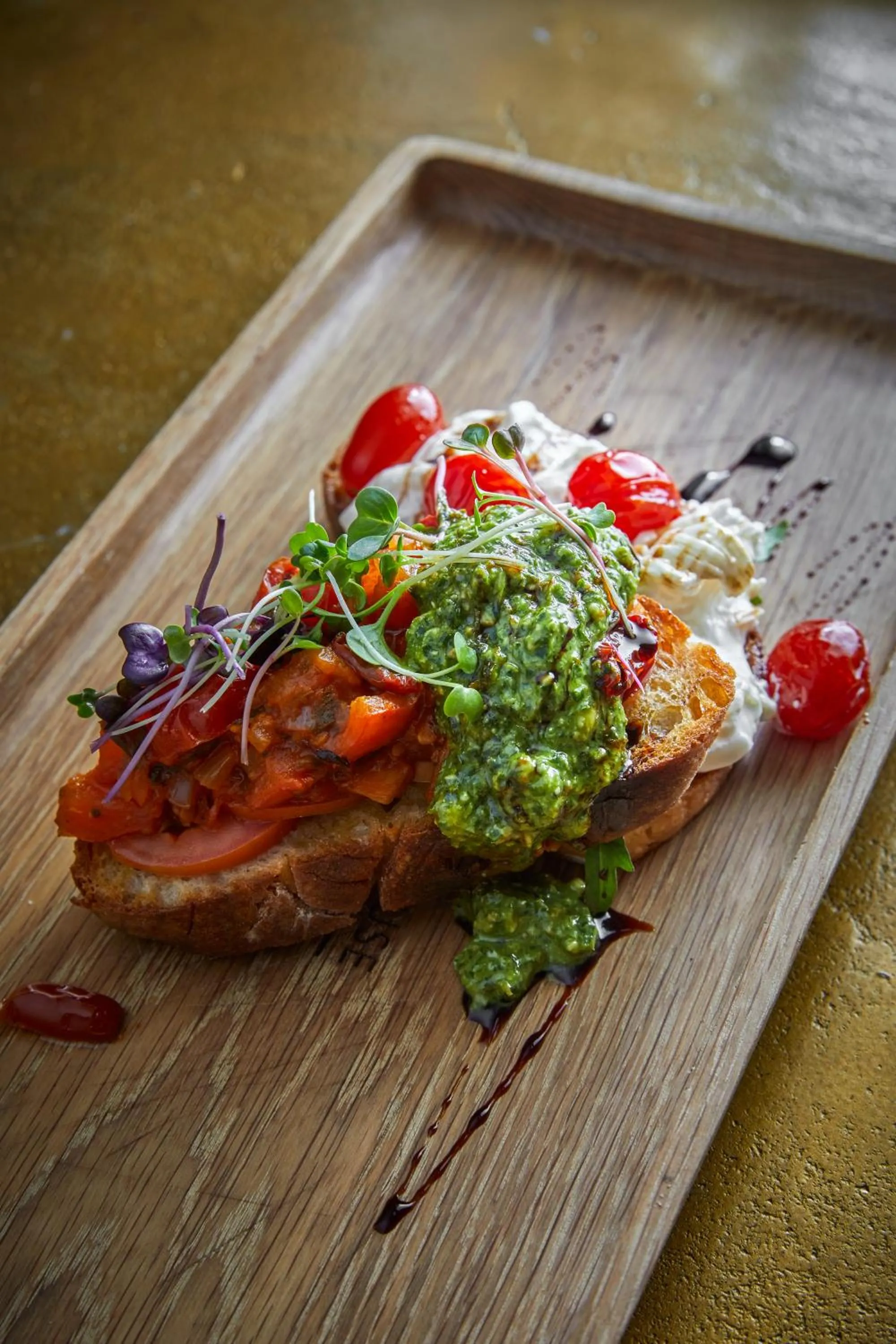 Restaurant/places to eat in The Thatch House Boutique Hotel, Hermanus