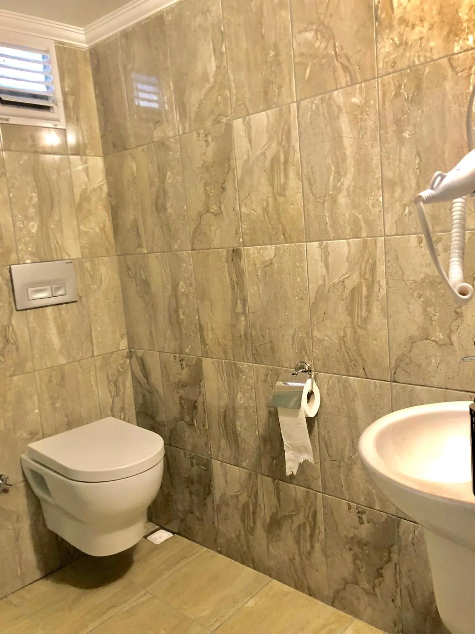 Bathroom in Kuzey suite home