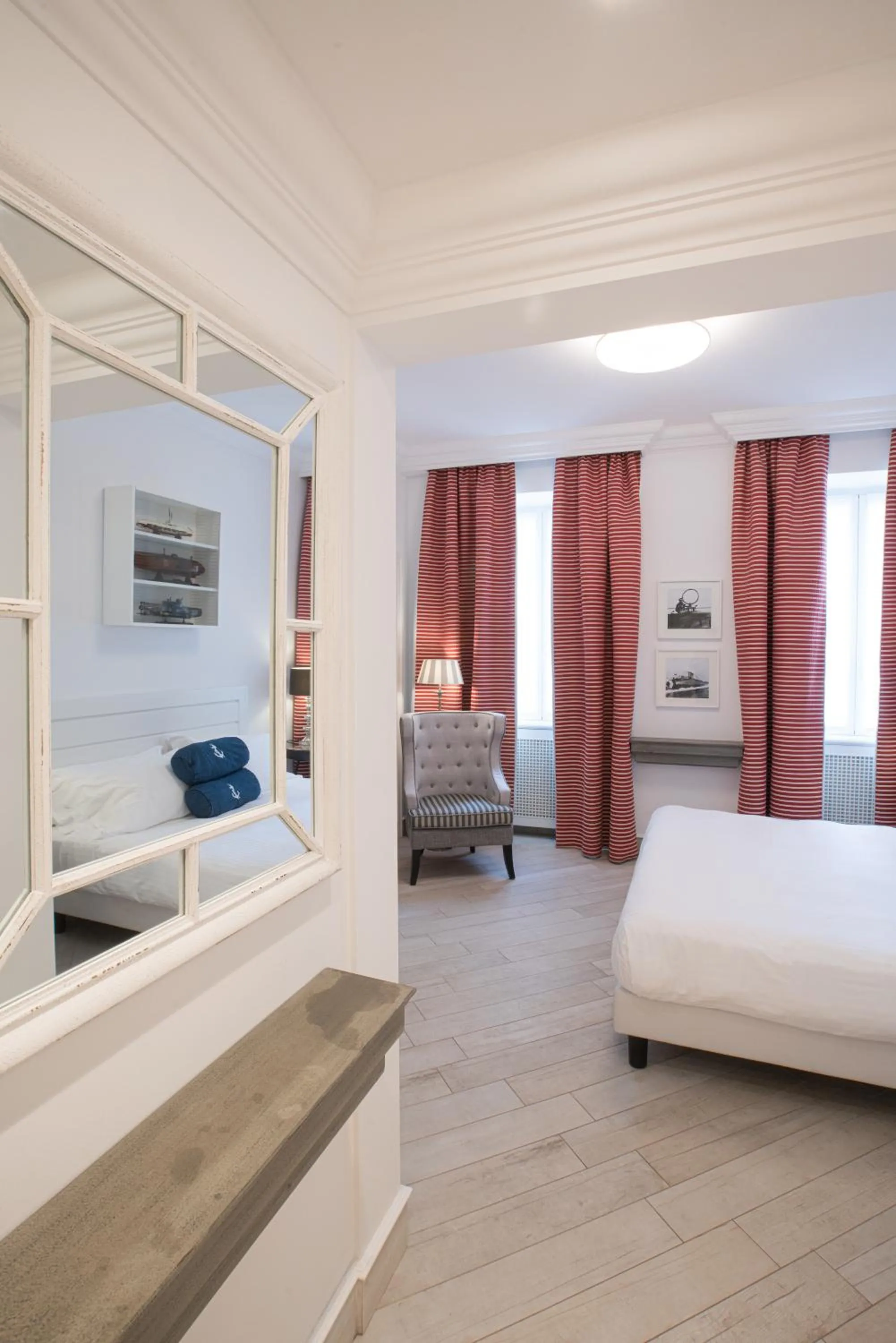 Bed in Hotel Marina Charming Rooms