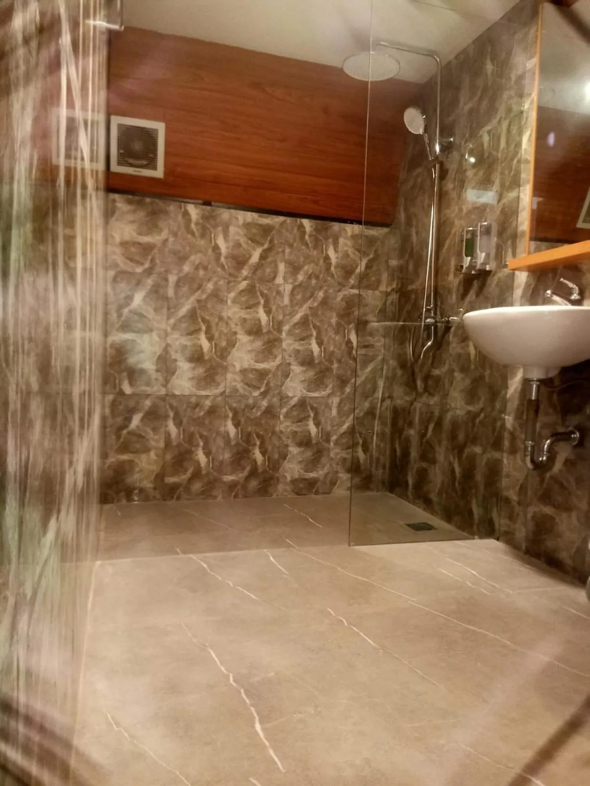 Bathroom in The Central Lovina Hotel & Restaurant