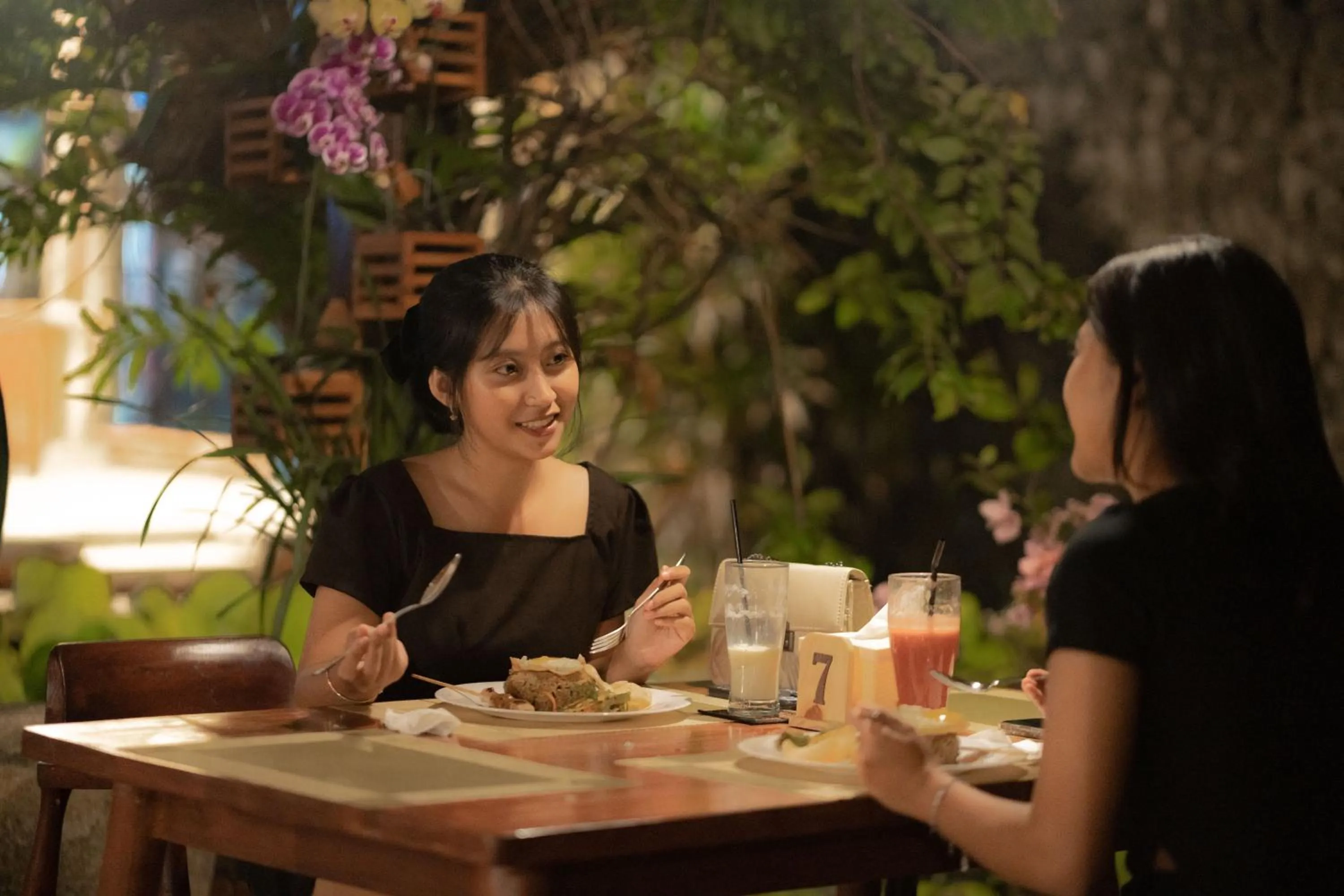 Restaurant/places to eat in The Central Lovina Hotel & Restaurant