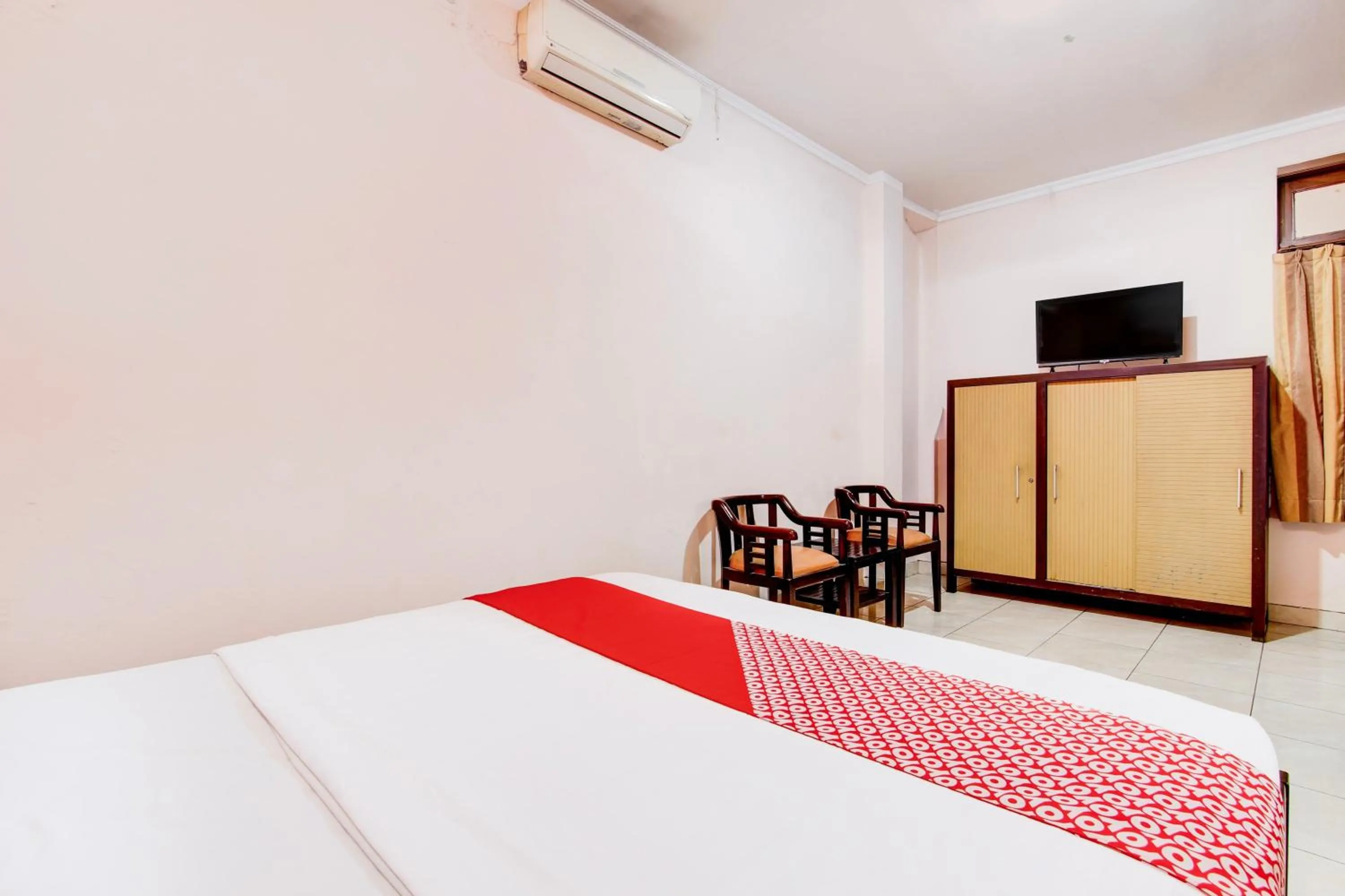 Bedroom, Bed in Collection O Simpang Lima Near Simpang Lima Semarang Formerly Hotel Eben Haezer