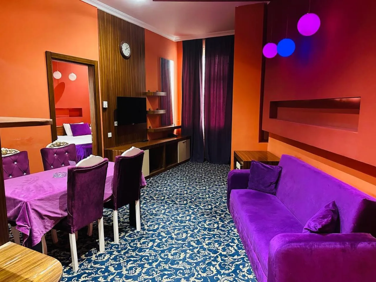 TV and multimedia in Askar Hotel