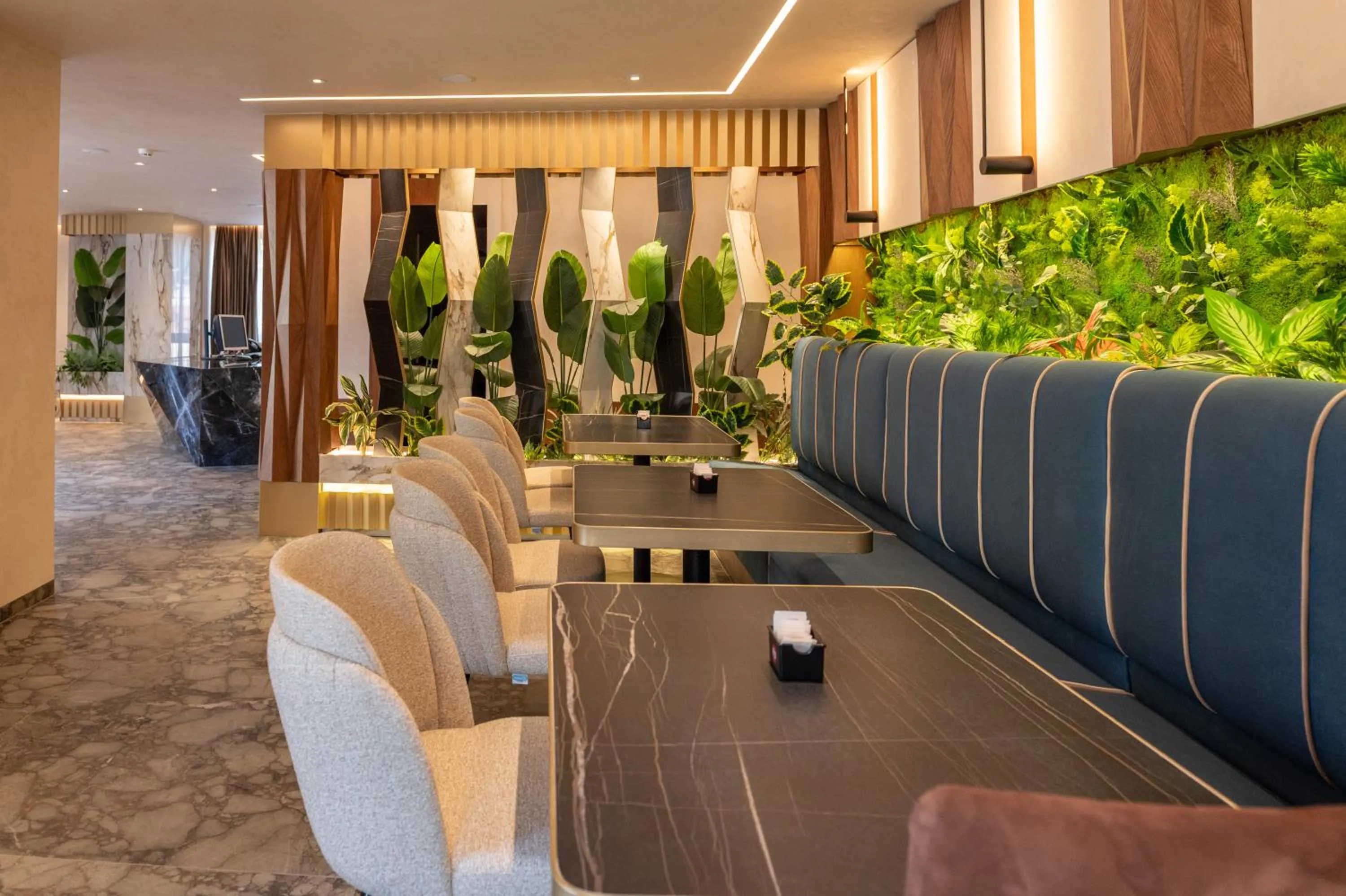 Lounge or bar in Mattis Hotel