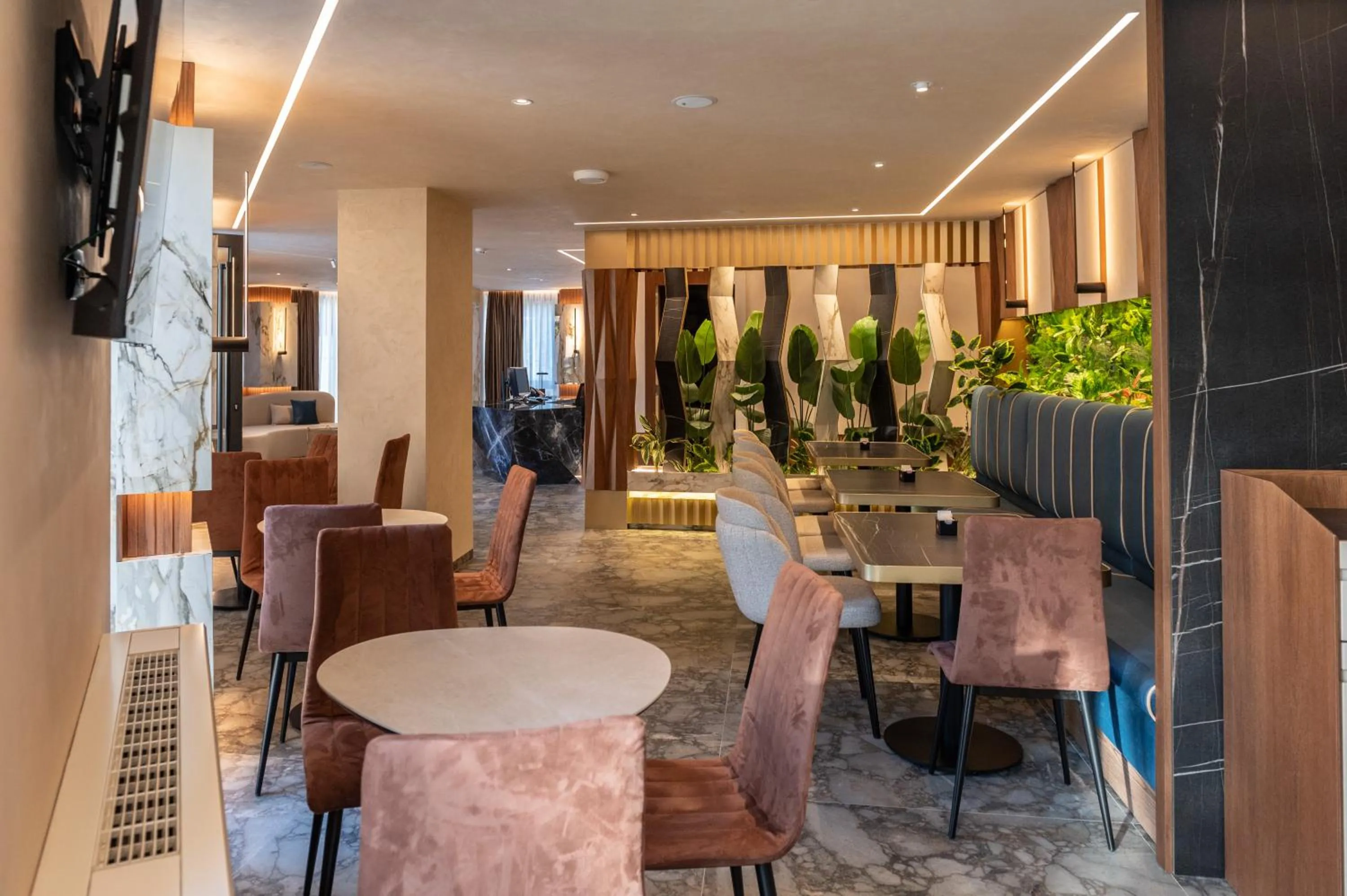 Lounge or bar in Mattis Hotel