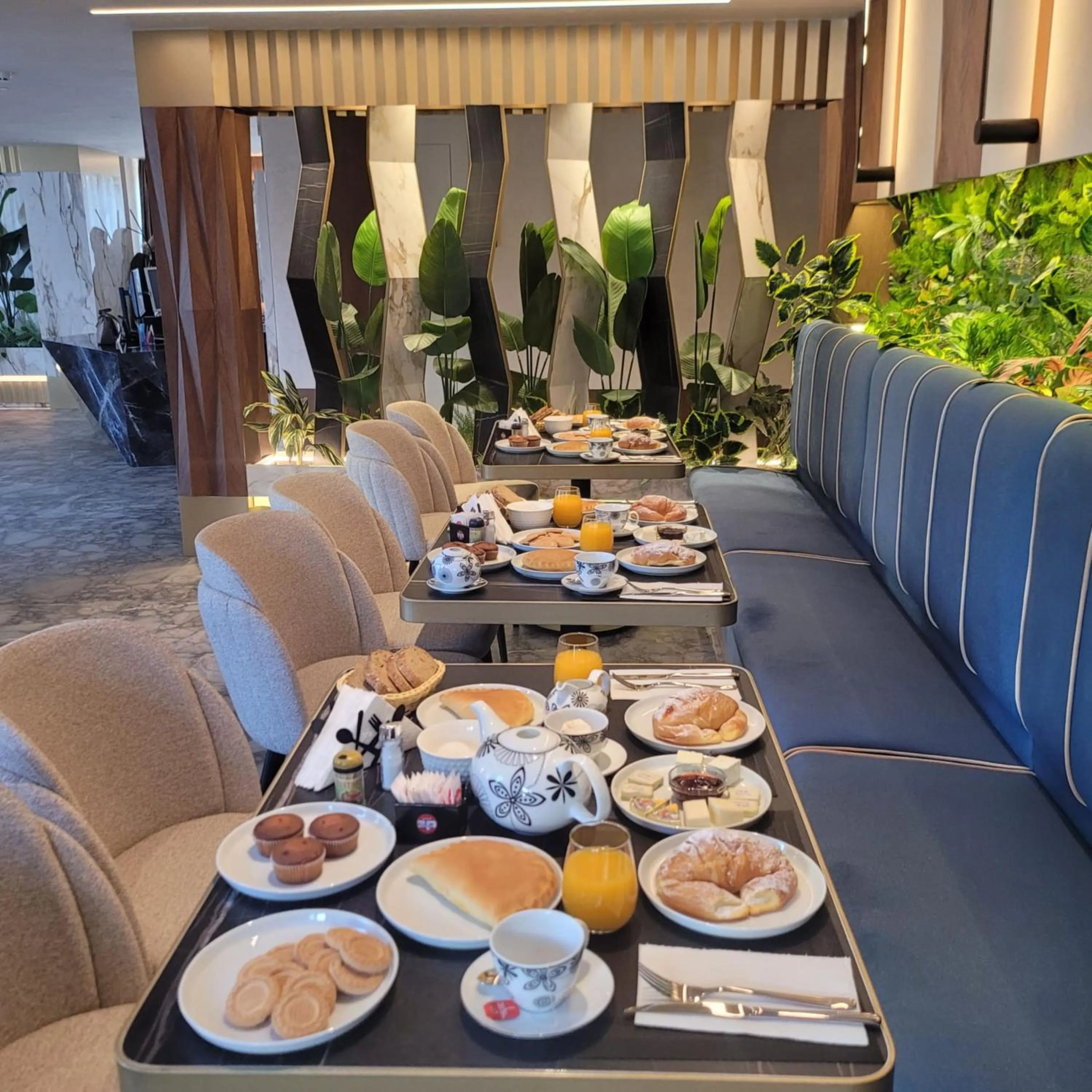 Breakfast in Mattis Hotel