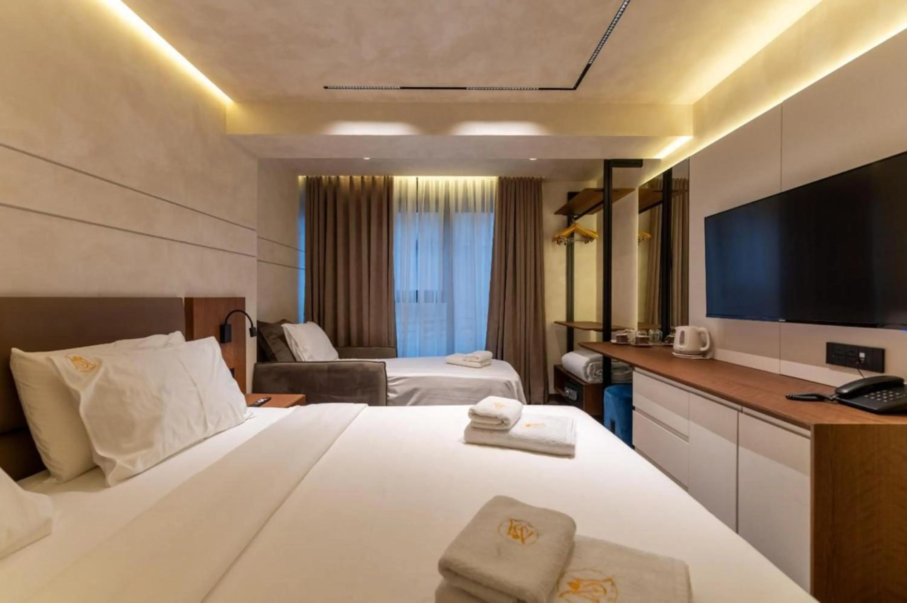 Photo of the whole room, Bed in Mattis Hotel