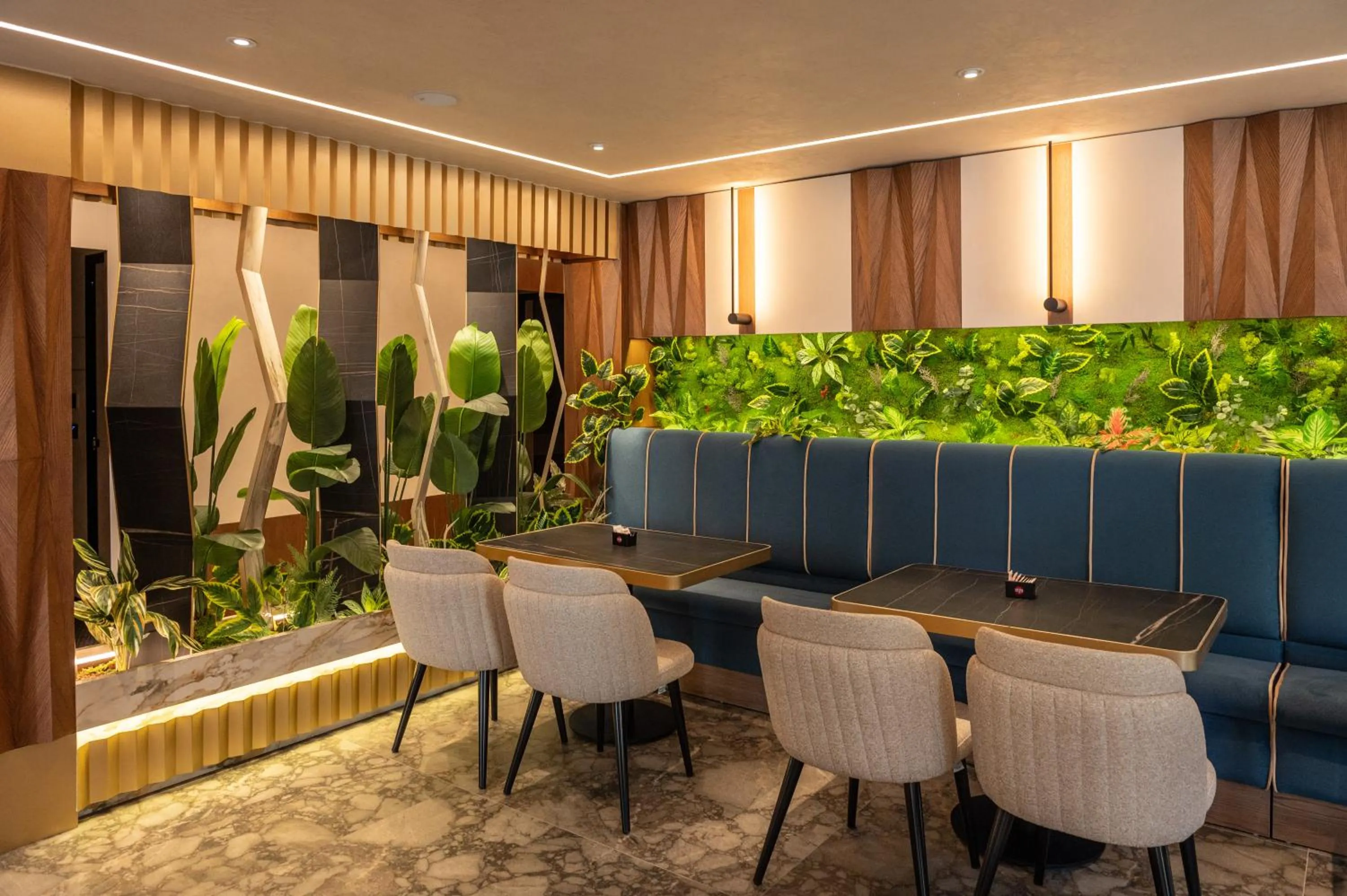 Lounge or bar in Mattis Hotel