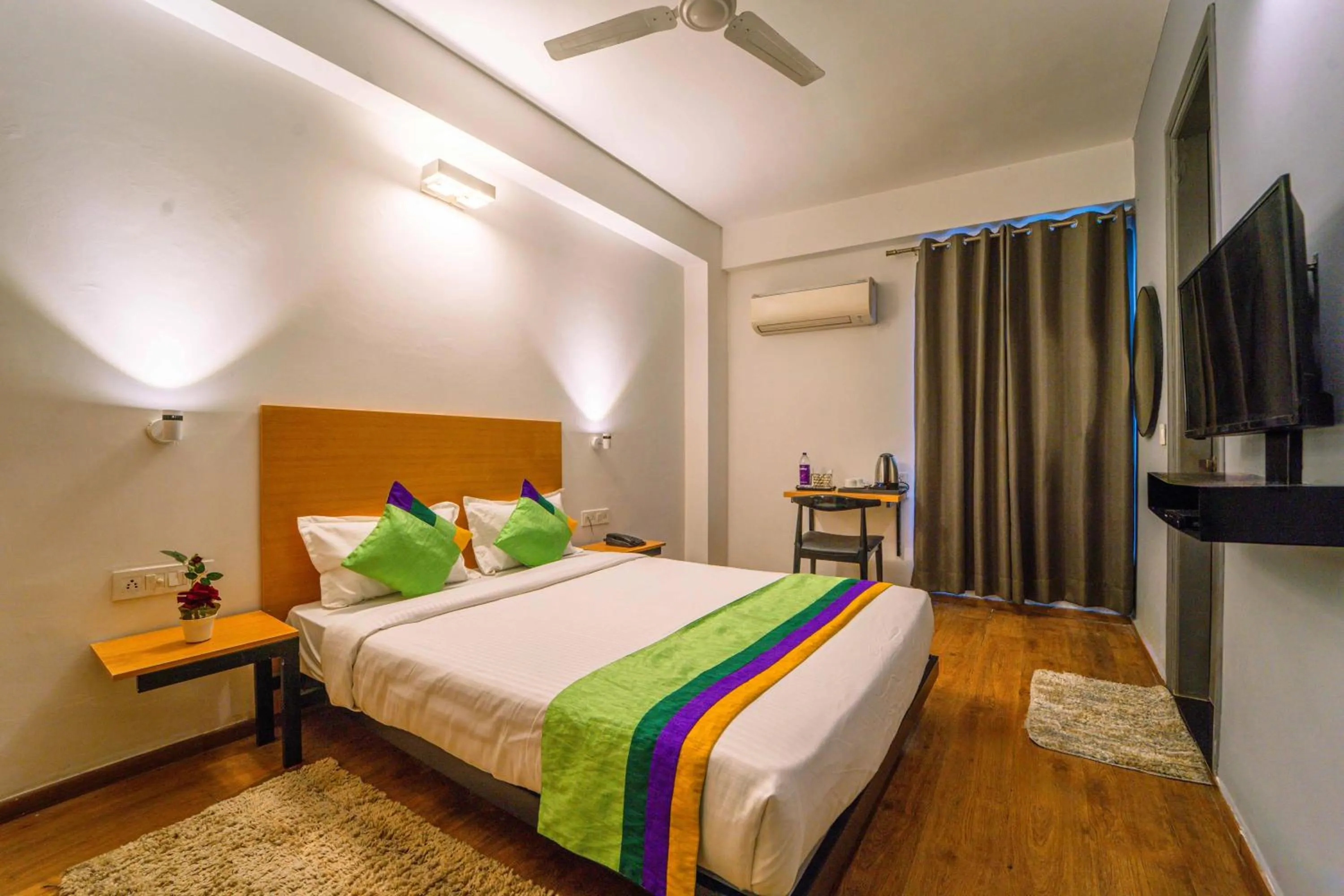 Bedroom, Bed in Treebo Premium Inn