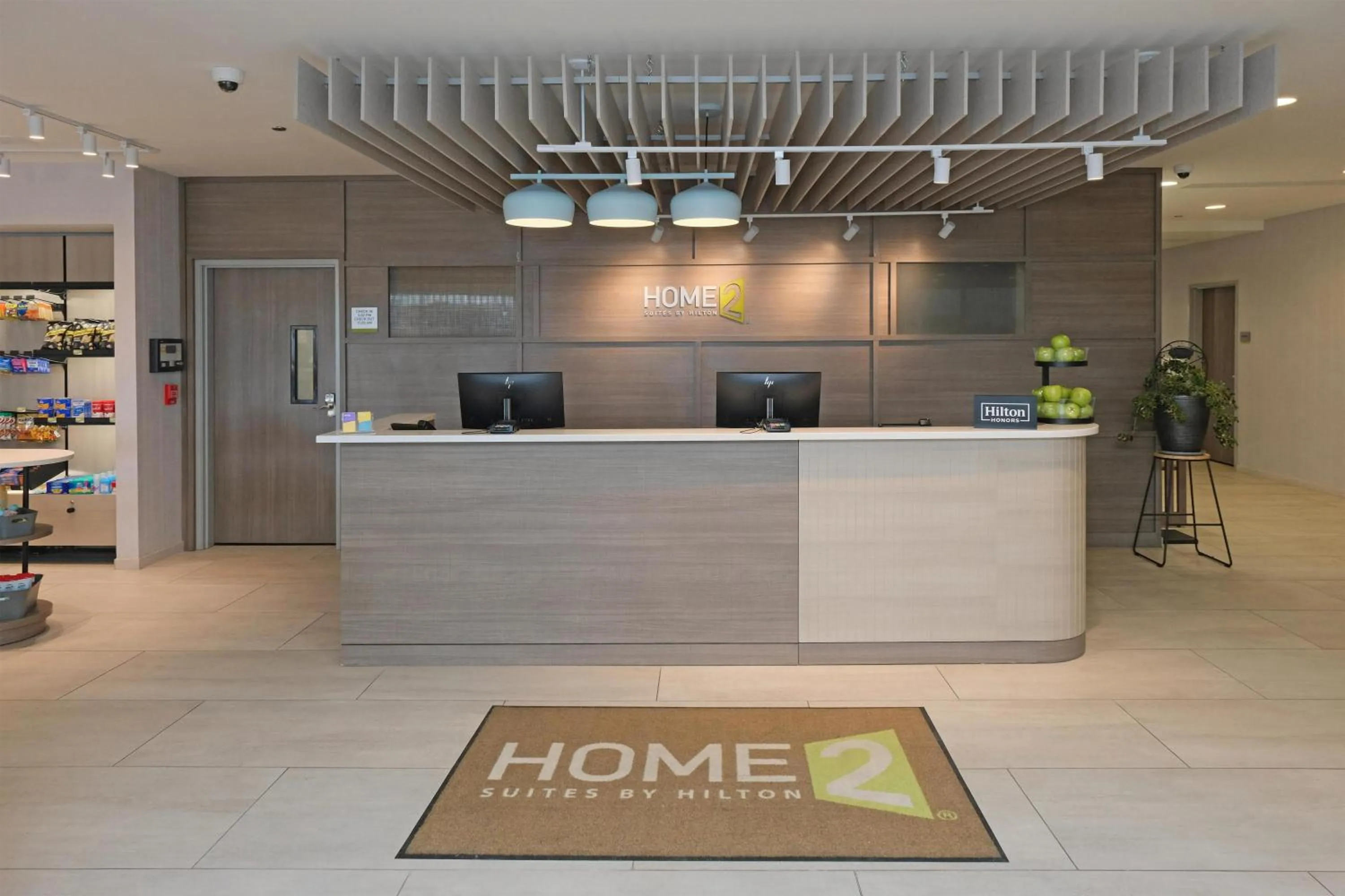 Lobby or reception in Home2 Suites By Hilton Lima